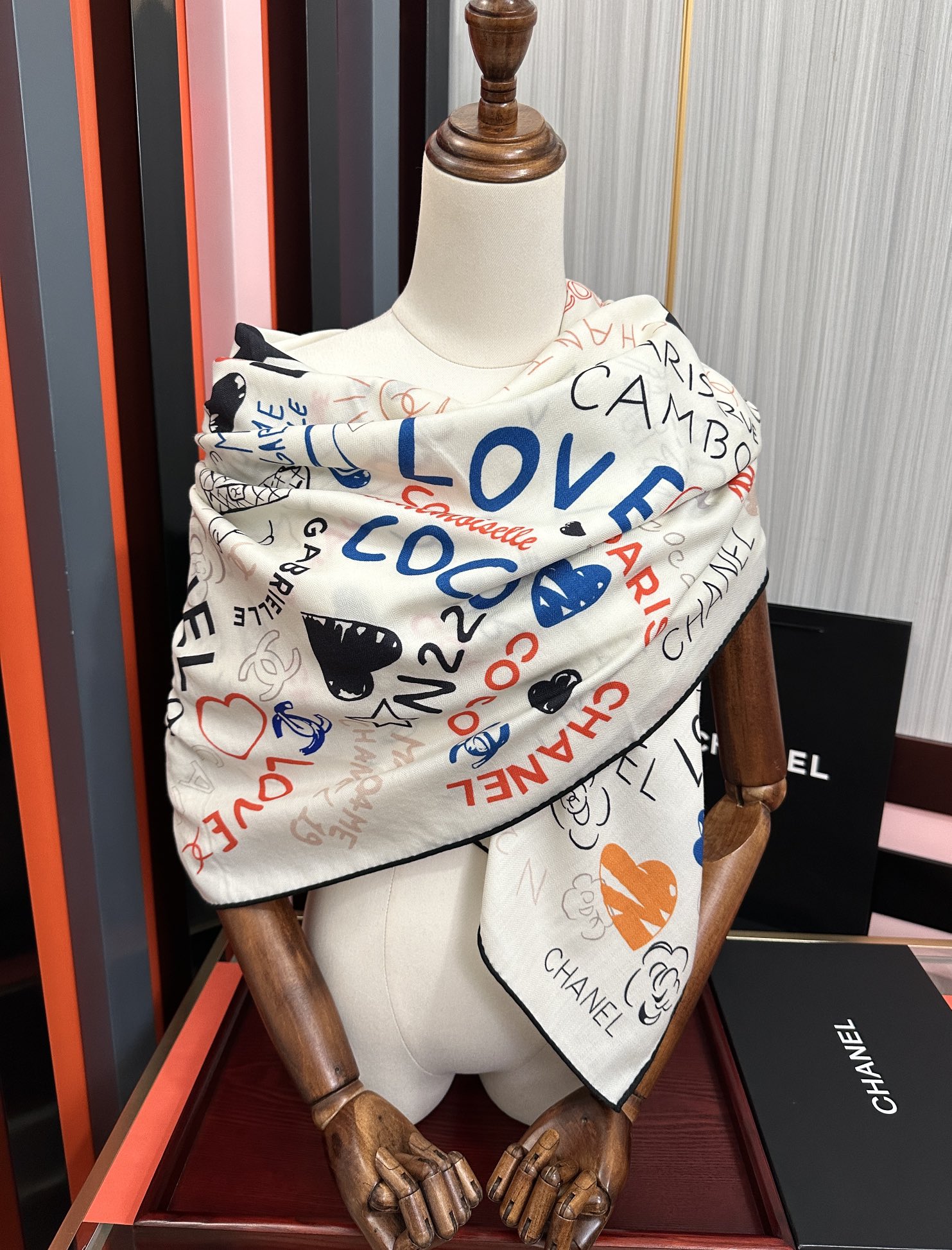 ❤️新款2025 香奈儿 ZG同步【涂鸦印花系列】 太美了 [發]经典茶花帽子🎩设计优雅风[礼物]~气质