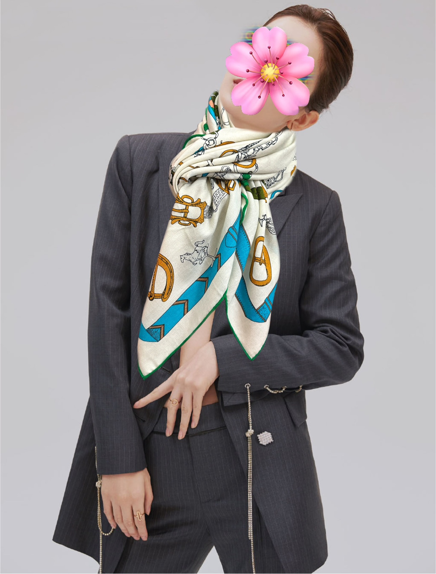 NO:602928,New 2025 Hermès [double-sided same color] ZG synchronized latest model. Everyone who bought it said it looks good. Top-notch craftsmanship and great value. [Lip] The popular cashmere scarf in the counter shows three-dimensional patterns and textures. The real thing is extremely high-grade. Special craftsmanship. High-end research and development. Stunning. Special cutting-edge craftsmanship. [Color]. Loved by Bai Fumei. Whether it is quality or style, it makes them scream. Super high cost performance.  Definitely worth buying, material 70 cashmere silk, size 140x140 high version scarf, high version scarf, hermes, real silk19860909上新2025 爱马士【双面同色】ZG同步最新款 买了都说好看顶级工艺超值[嘴唇]专柜爆款羊绒方巾立体呈现图案纹路实物档次极高特殊工艺高端研发惊艳问世特殊尖端工艺处理[色]受到白富美的喜欢 无论是品质 款式 都令她们尖叫 超高性价比 绝对值得入手,材质70山羊绒真丝,尺寸140x140高版本围巾,高版本围巾,hermes,real silk,scarf