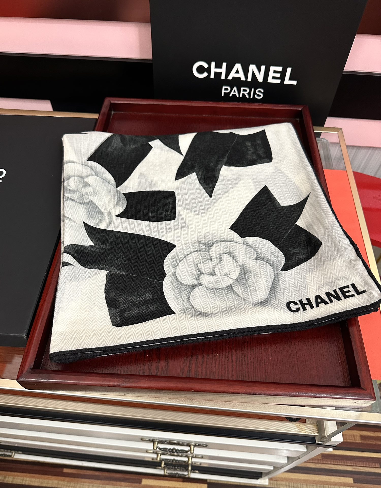 上新❤️ 香奈儿 2025ZG同步太美了 双面同色[發]【经典山茶花】设计优雅风[礼物]~气质到骨子里[