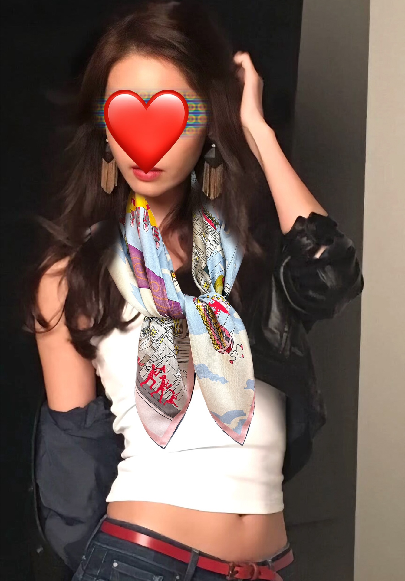 NO:603724,The high version of HERMES 2025 is synchronized with the official website [Hermès Parade] [Sun] Exquisite curling [Lip] The quality is very good [Proud] It is an addictive silk scarf [Color] With a simple and elegant temperament that is not flashy, the season is just right [Hair] A style that can be used for a long time and will never go out of style [Happy] Love for ten thousand years is too little [Lip] Size 90x90, top quality silk high version scarf, high version scarf, hermes, hermes, real silk19860909高版本HERMES 2025官网同步【爱马仕巡游】[太阳]精致卷边[嘴唇]品质感很显好[得意]好搭到上瘾的丝巾[色]带着不显山不露水的简约气质现在的时节刚刚好[發]可以用很久都不过时的款[愉快]爱一万年都嫌太太太少[嘴唇]尺寸90x90、材质顶级真丝高版本围巾,高版本围巾,hermes,hermes,real silk,scarf