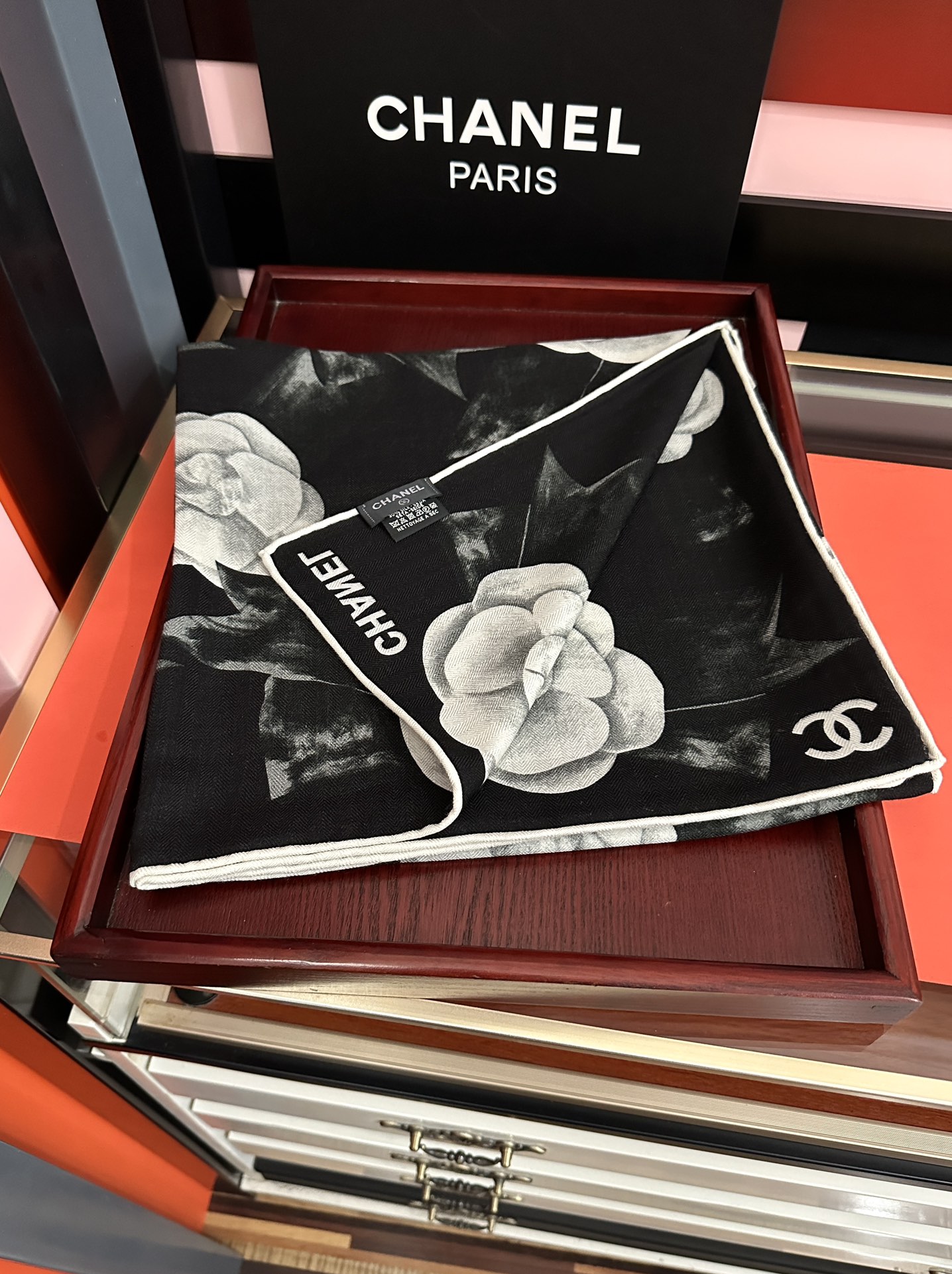 上新❤️ 香奈儿 2025ZG同步太美了 双面同色[發]【经典山茶花】设计优雅风[礼物]~气质到骨子里[