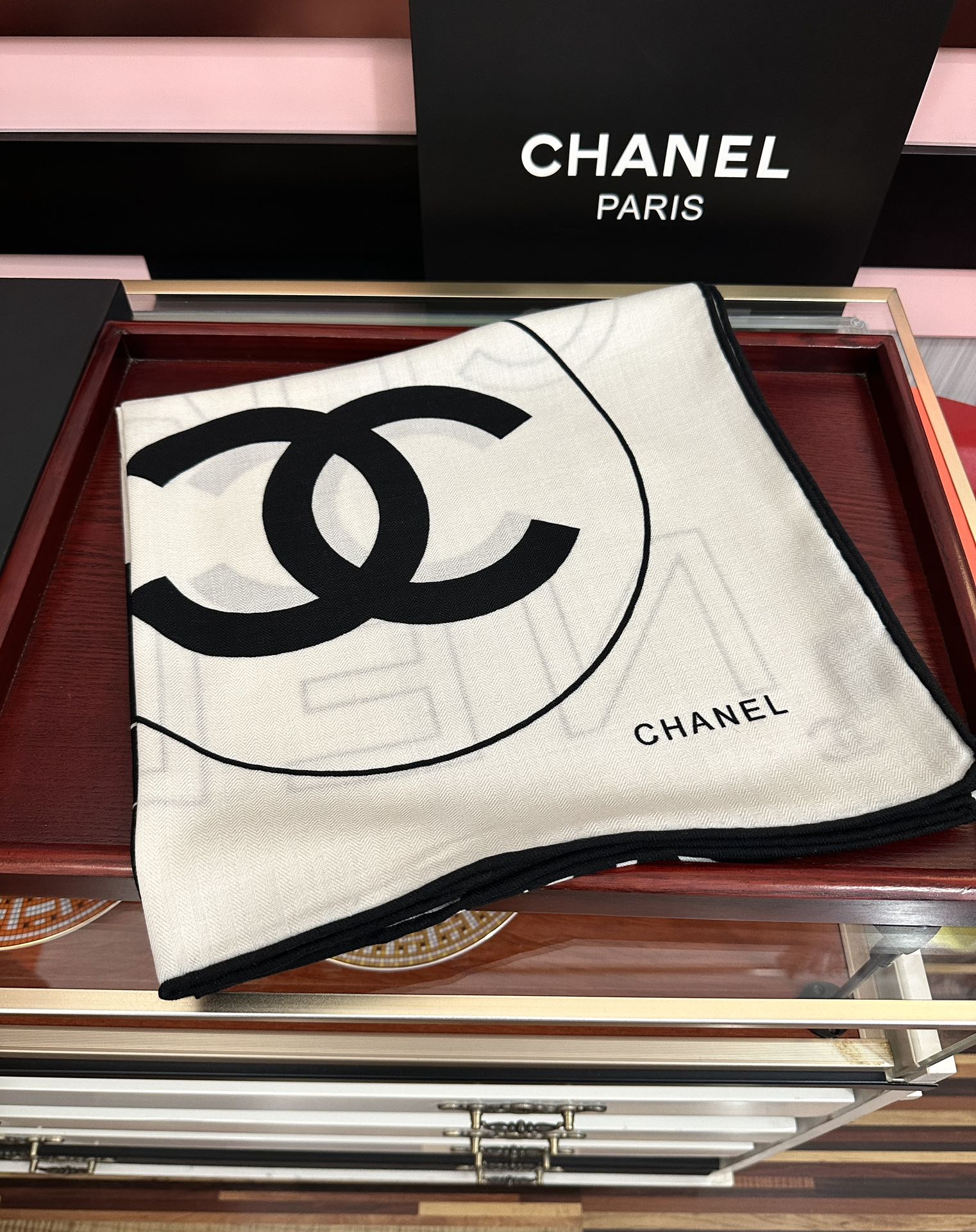 上新❤️2025 香奈儿 香奶奶永远都那么经典 太美了 【双面同色】大双C标志 设计优雅[礼物]~气质到