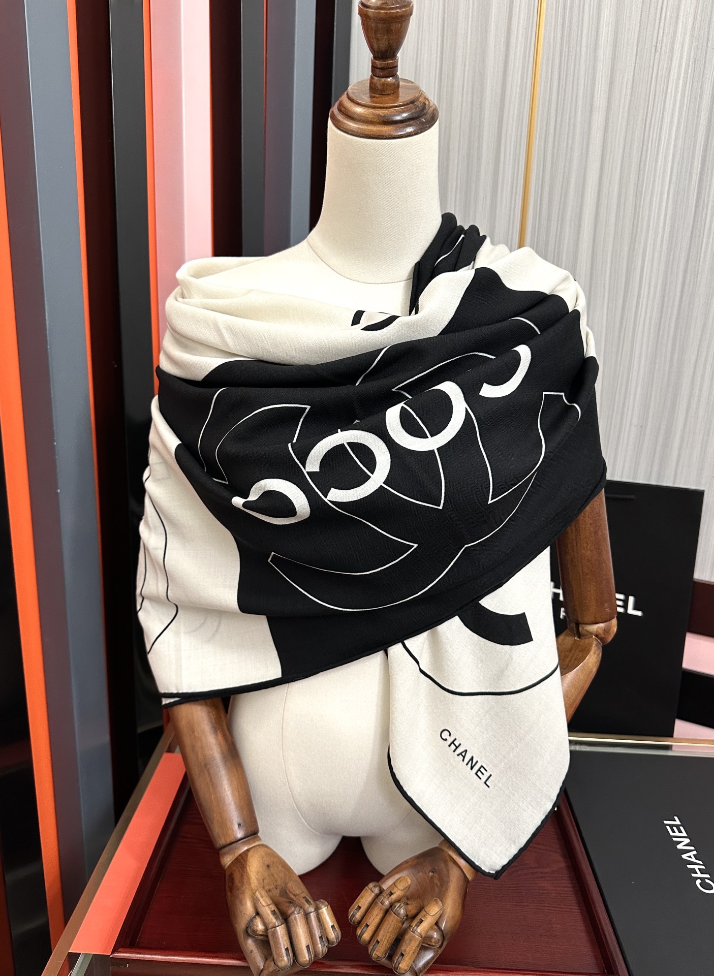 上新❤️2025 香奈儿 香奶奶永远都那么经典 太美了 【双面同色】大双C标志 设计优雅[礼物]~气质到