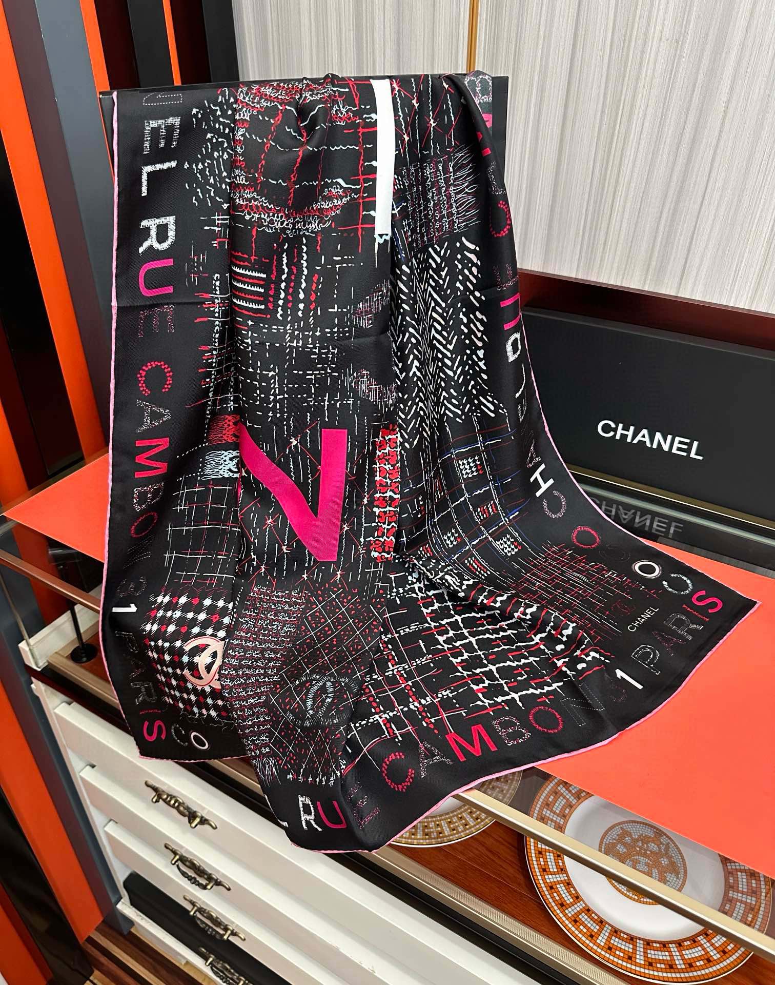 。上新 2025小香🌟【小香集】太美了[庆祝]四季都可以用‼️真心美的让人非常非常心动 上身效果简直美翻