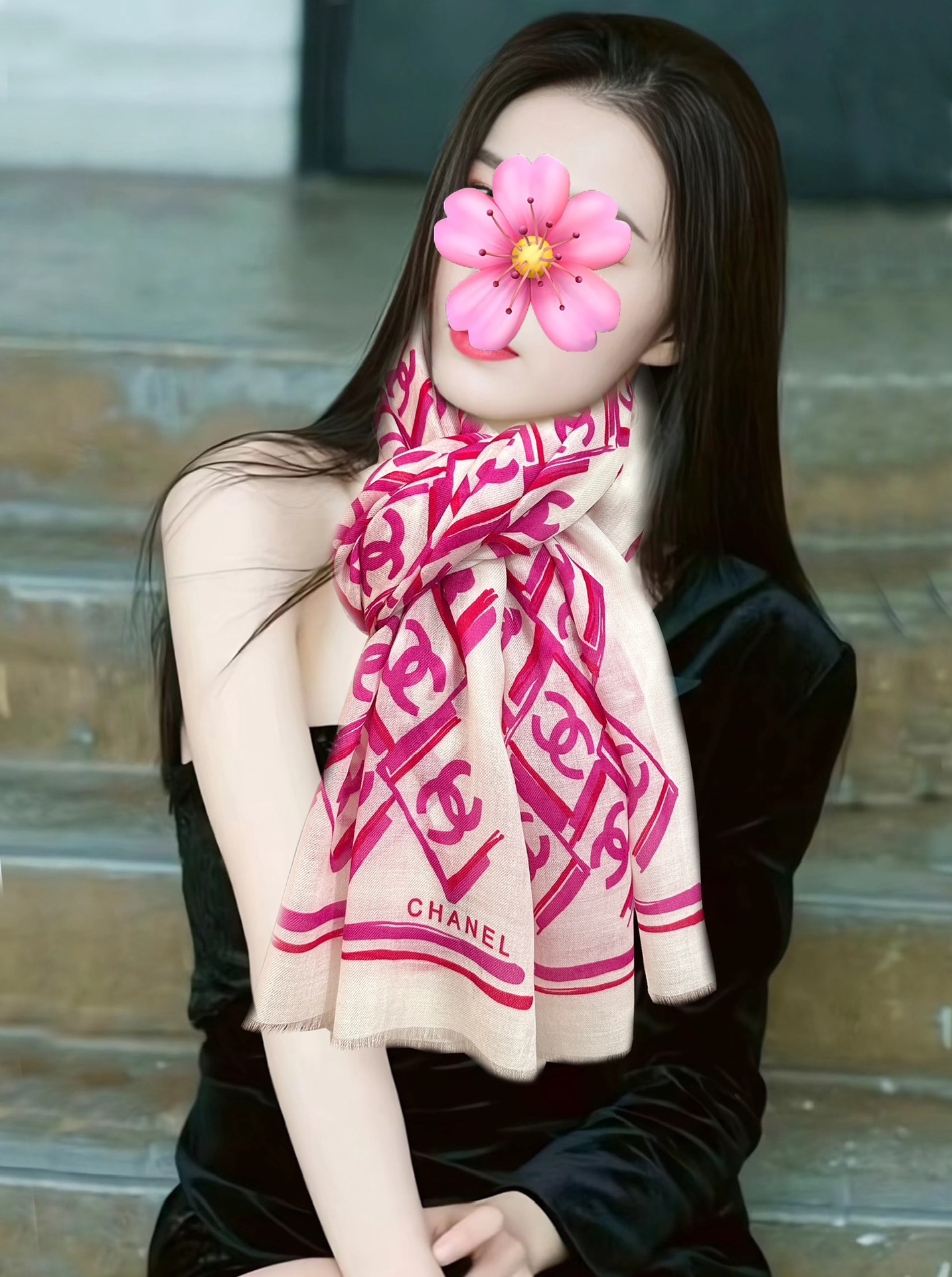 NO:619915,New model Xiaoxiang 2025 latest model [Love] I really like [Double C Cashmere Long Scarf] The real thing is really beautiful. The shawl is equipped with printing, no matter the design or printing, the details are very good. It can be seen that the whole scarf gives people an aura and is very delicate at the same time. High-end VIP recommendation is definitely worth buying. Size 100x200cm, material cashmere high version scarf, high version scarf, shawls19860909新款 小香2025最新款[爱心]真心赞【双c羊绒长巾】实物真心美 披肩配以印花无论设计喷绘都是非常到位细节都可见整个围巾给人气场的同时又非常精致高端VIP推荐绝对值得入手尺寸100x200cm,材质羊绒高版本围巾,高版本围巾,shawls,scarf