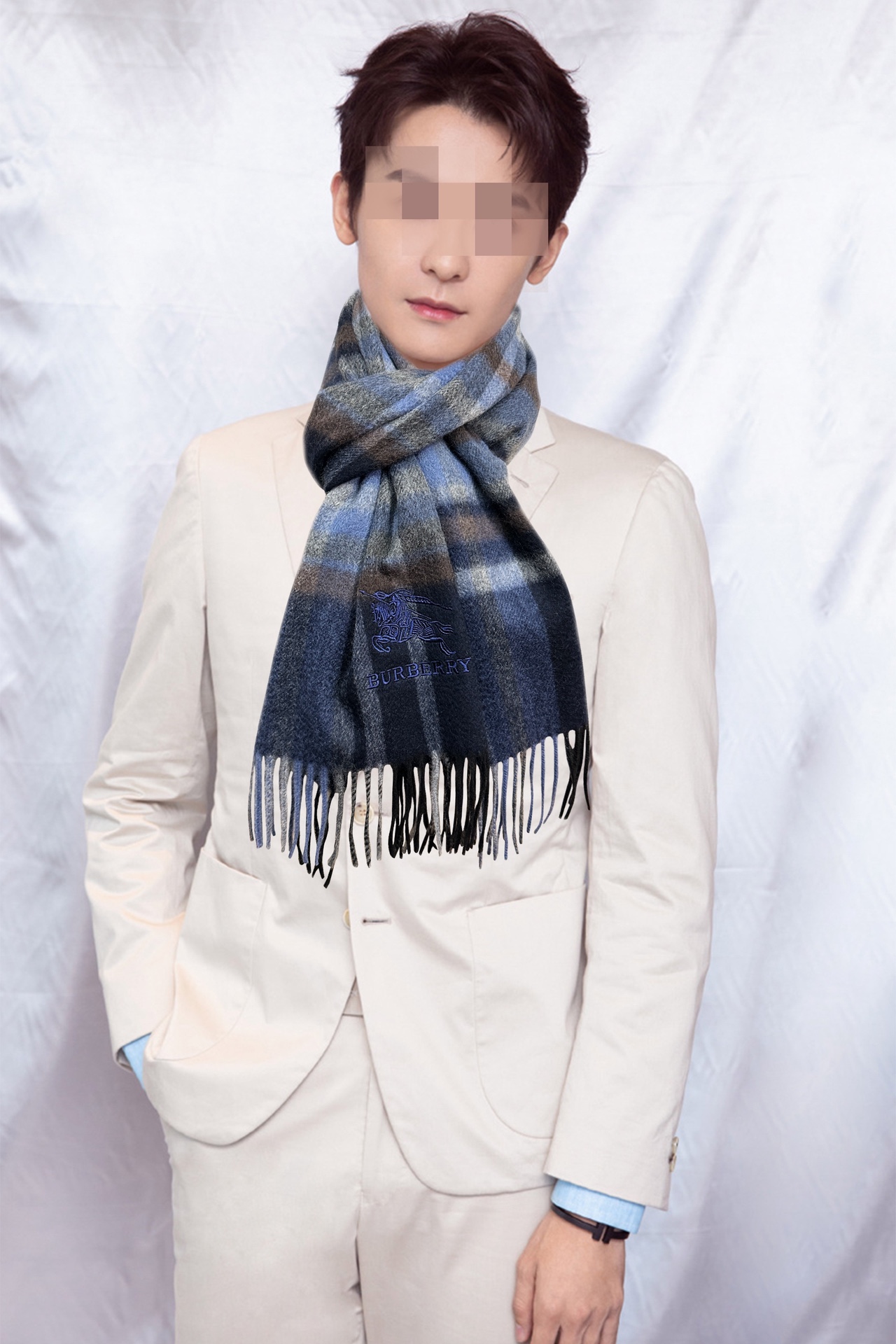 。85%山羊绒 2025巴宝莉【刺绣战马】采用内蒙古顶级山羊绒 最新款男女通用情侣款👫重磅推荐💥 经典的