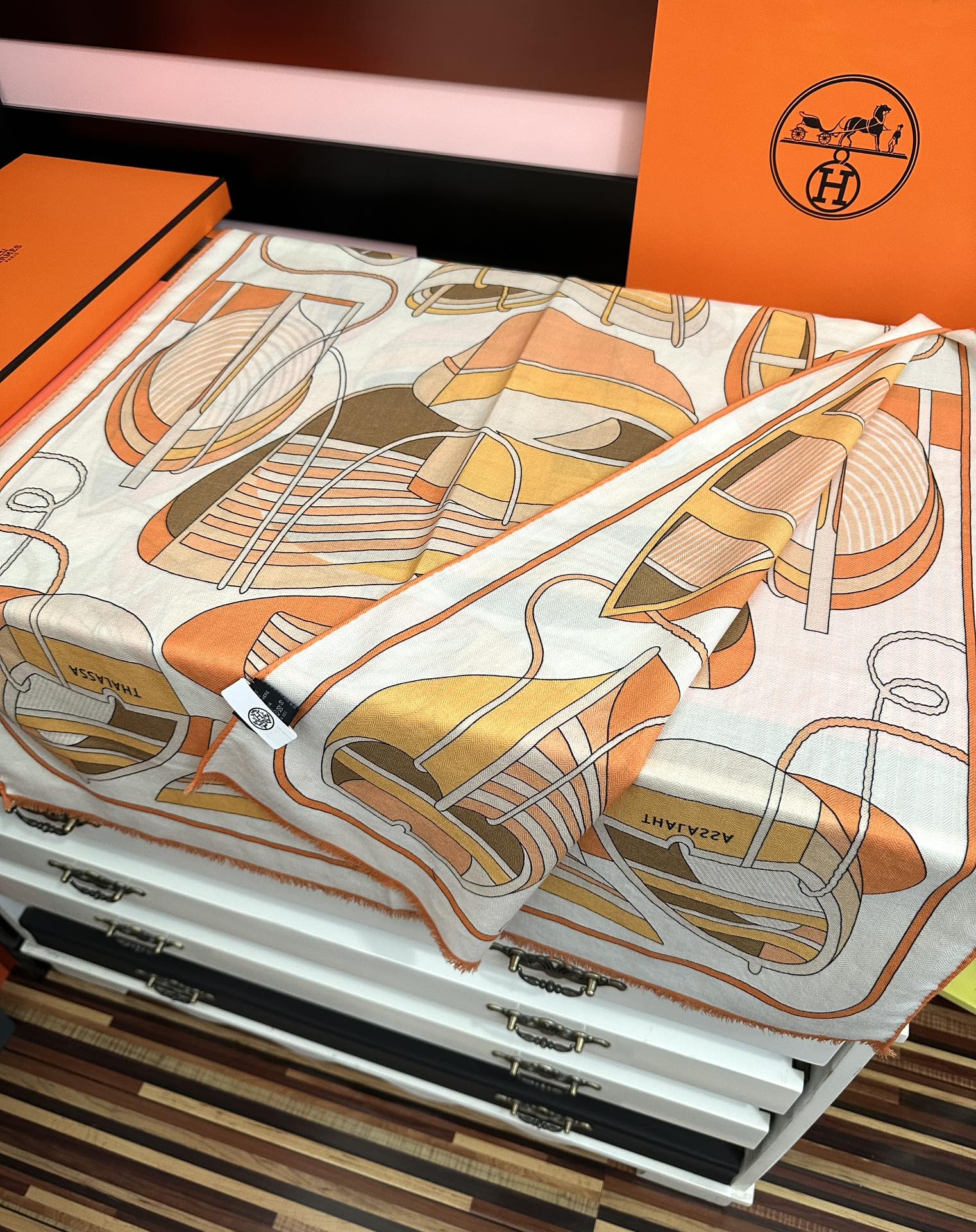 。 新款 爱马仕。ZG同步2025【双面同色】太美了[吃瓜]下手一定要快[嘴唇]四季都可以用[勾引]真心