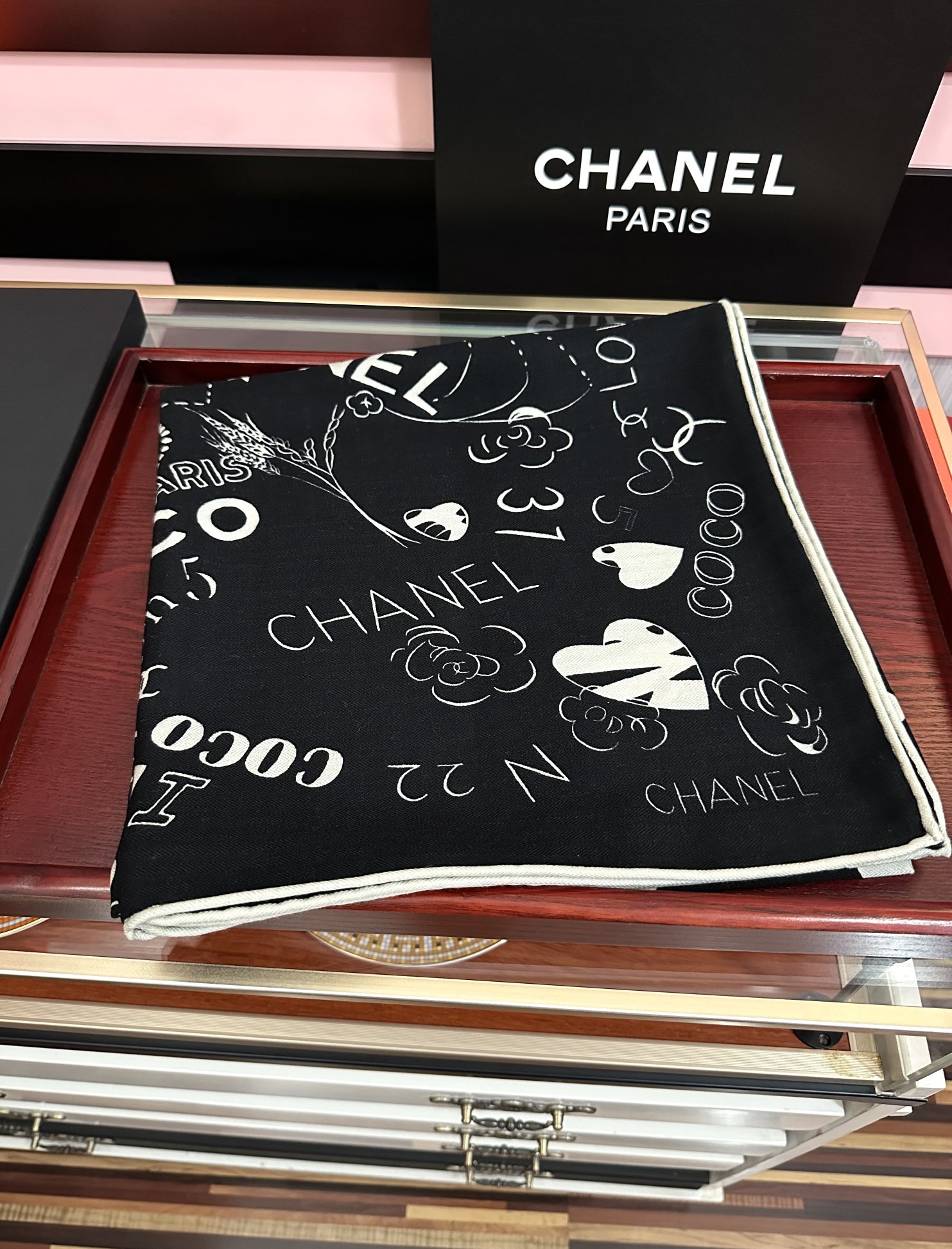 ❤️新款2025 香奈儿 ZG同步【涂鸦印花系列】 太美了 [發]经典茶花帽子🎩设计优雅风[礼物]~气质