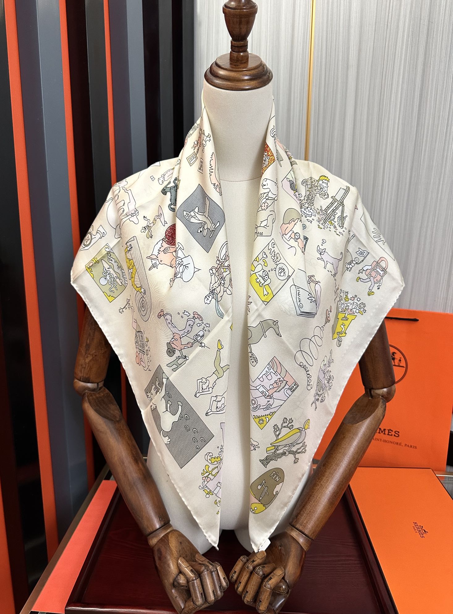 。高版本 爱马仕 官网同步 2025新款，精致手工卷边，买到都说好👍下手一定要快高端 大爱❤️女人尤物 