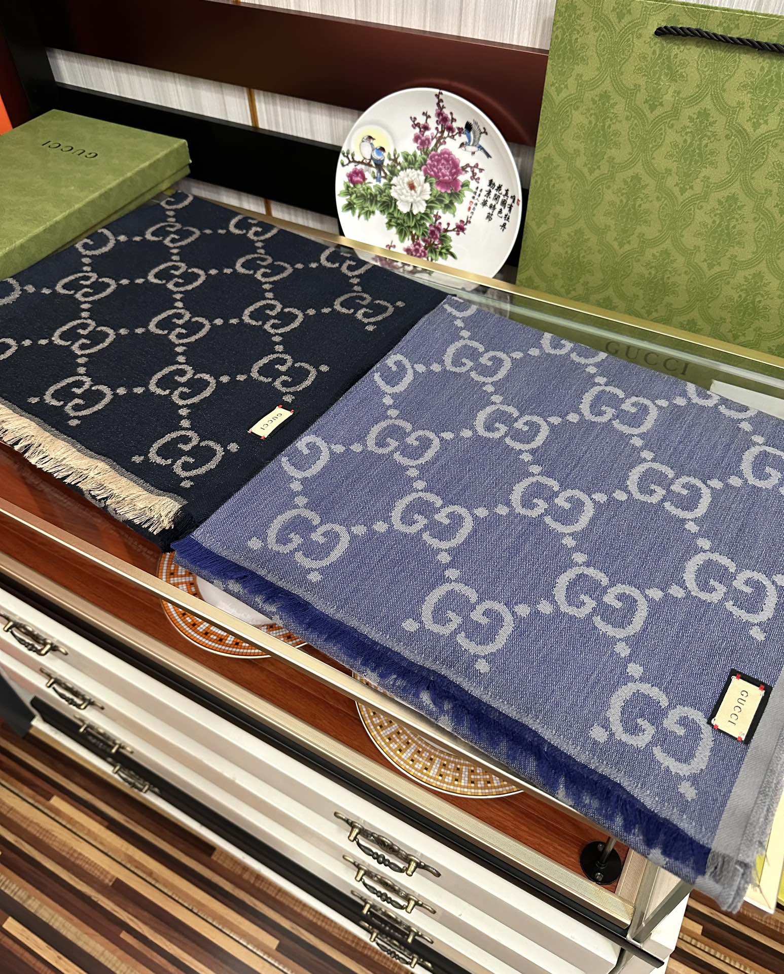 💖高品质 古奇【GG格子双面长巾】[爱心]中性款男女都可以用，😄经典GG图案是在30年代开始使用的标志性