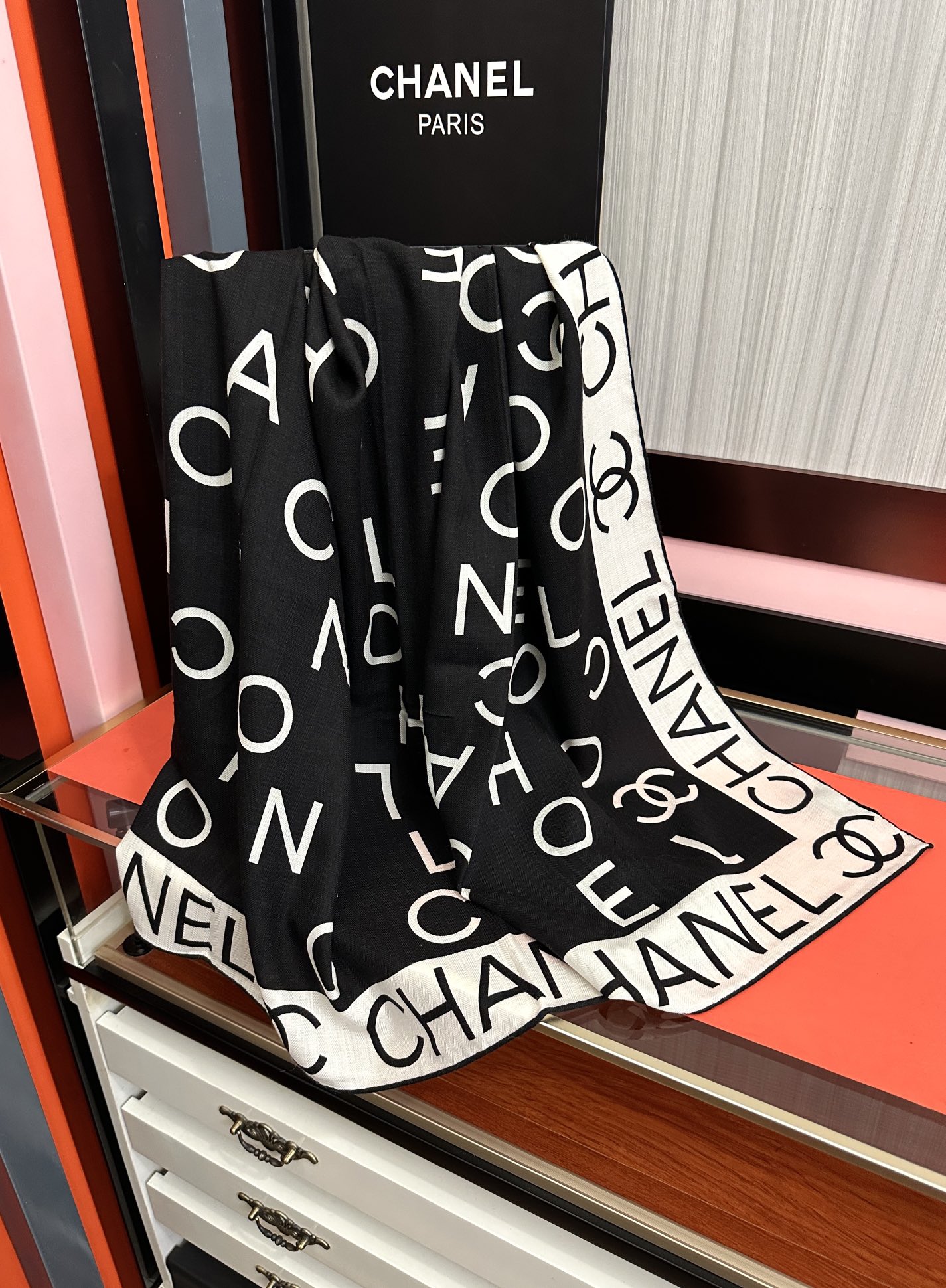 上新❤️香奈儿 【双面同色】2025太美了[發]🎩设计优雅风[礼物]~气质到骨子里[色]香奶奶新一季的面