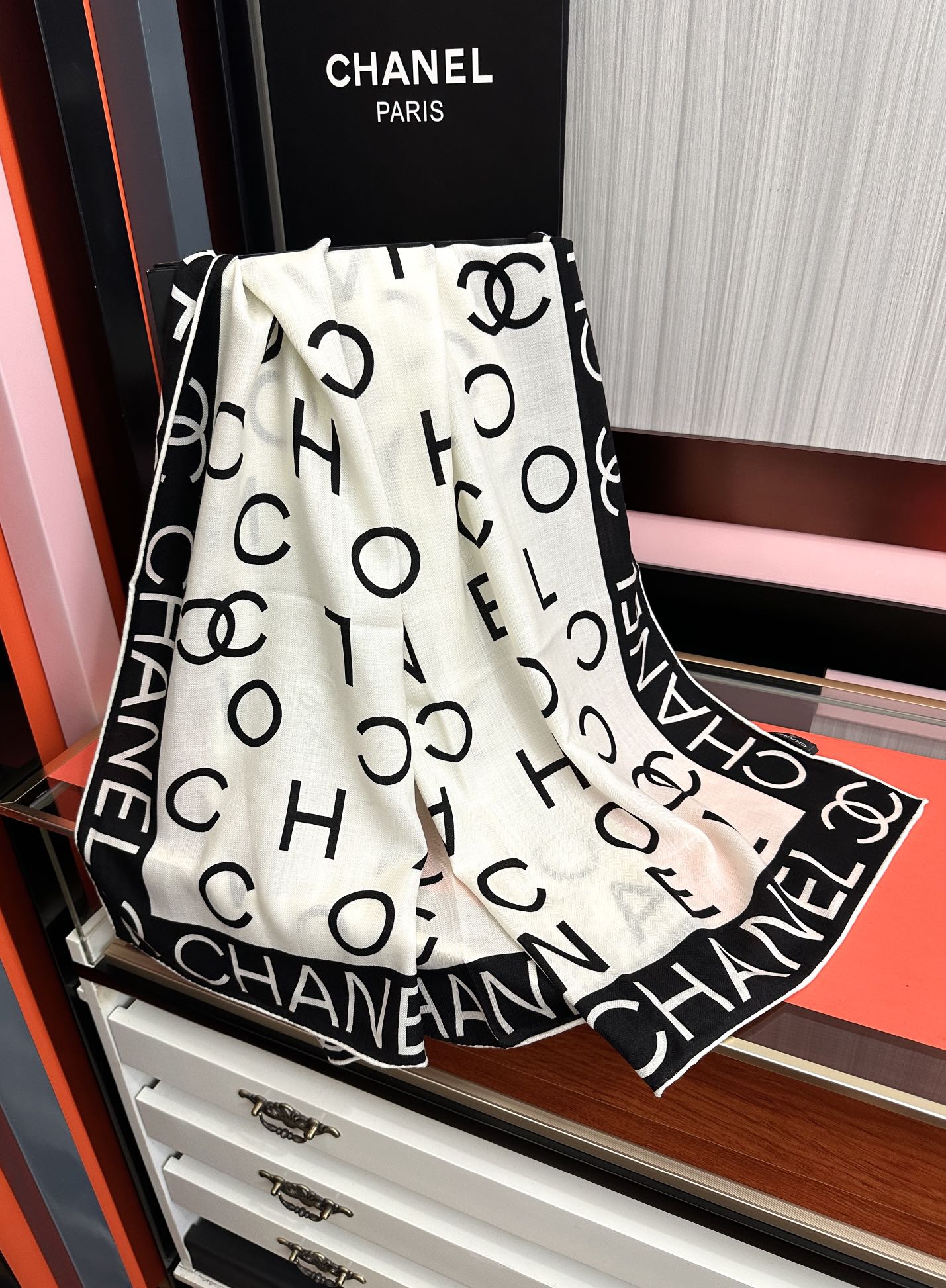 上新❤️香奈儿 【双面同色】2025太美了[發]🎩设计优雅风[礼物]~气质到骨子里[色]香奶奶新一季的面