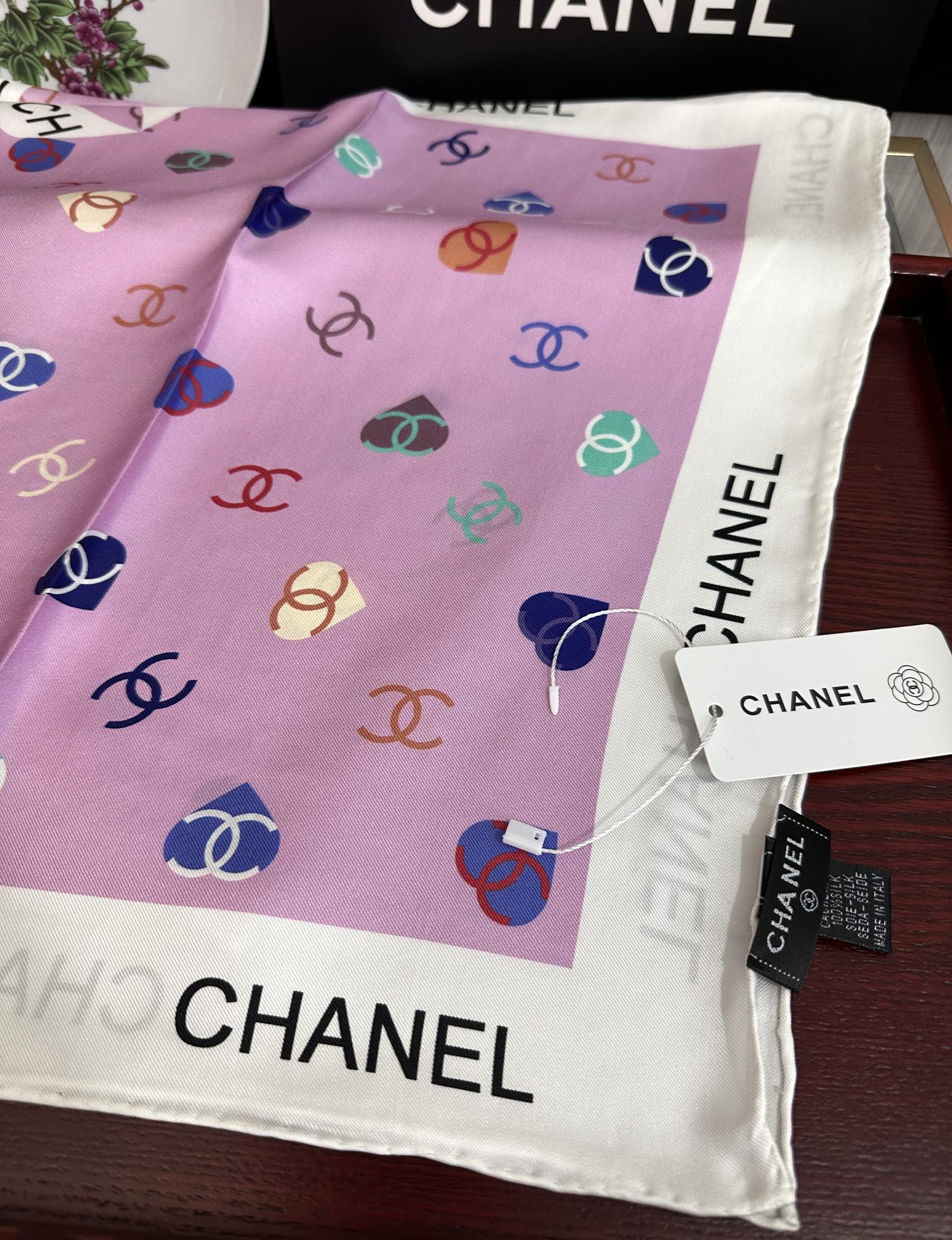 。上新小香2025【蝴蝶结】春夏季新款，太美了[玫瑰]买到都说好👍下手一定要快高端 大爱❤️女人尤物 货