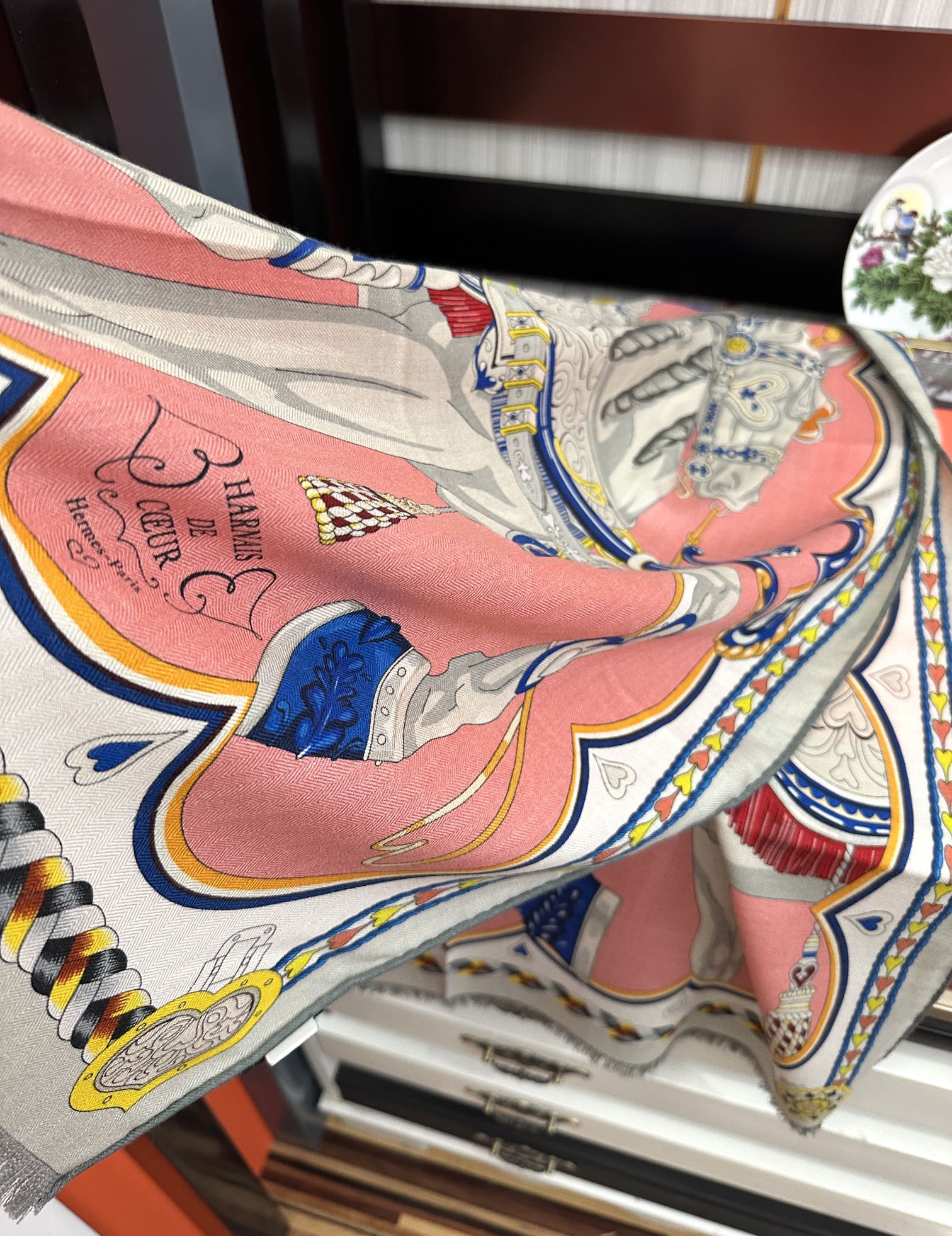 上新 2025 爱马仕。【双面同色骏马奔腾】太美了[吃瓜]下手一定要快[嘴唇]四季都可以用[勾引]真心美