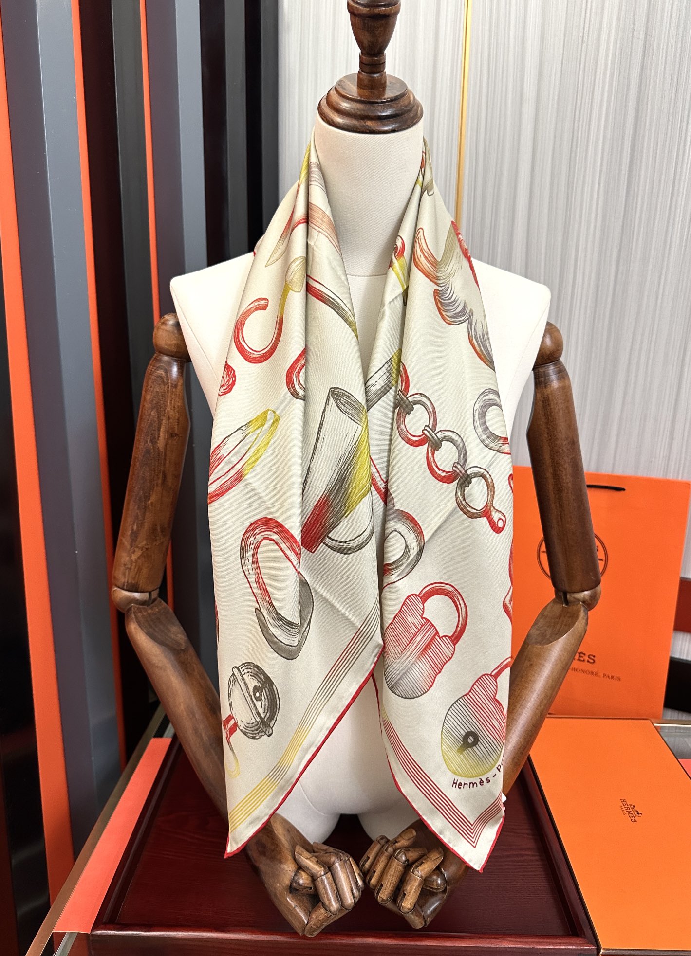 。高品质2025爱马仕最新款 官网同步 [太阳]精致卷边[嘴唇]太美了品质感很显好[得意]好搭到上瘾的丝