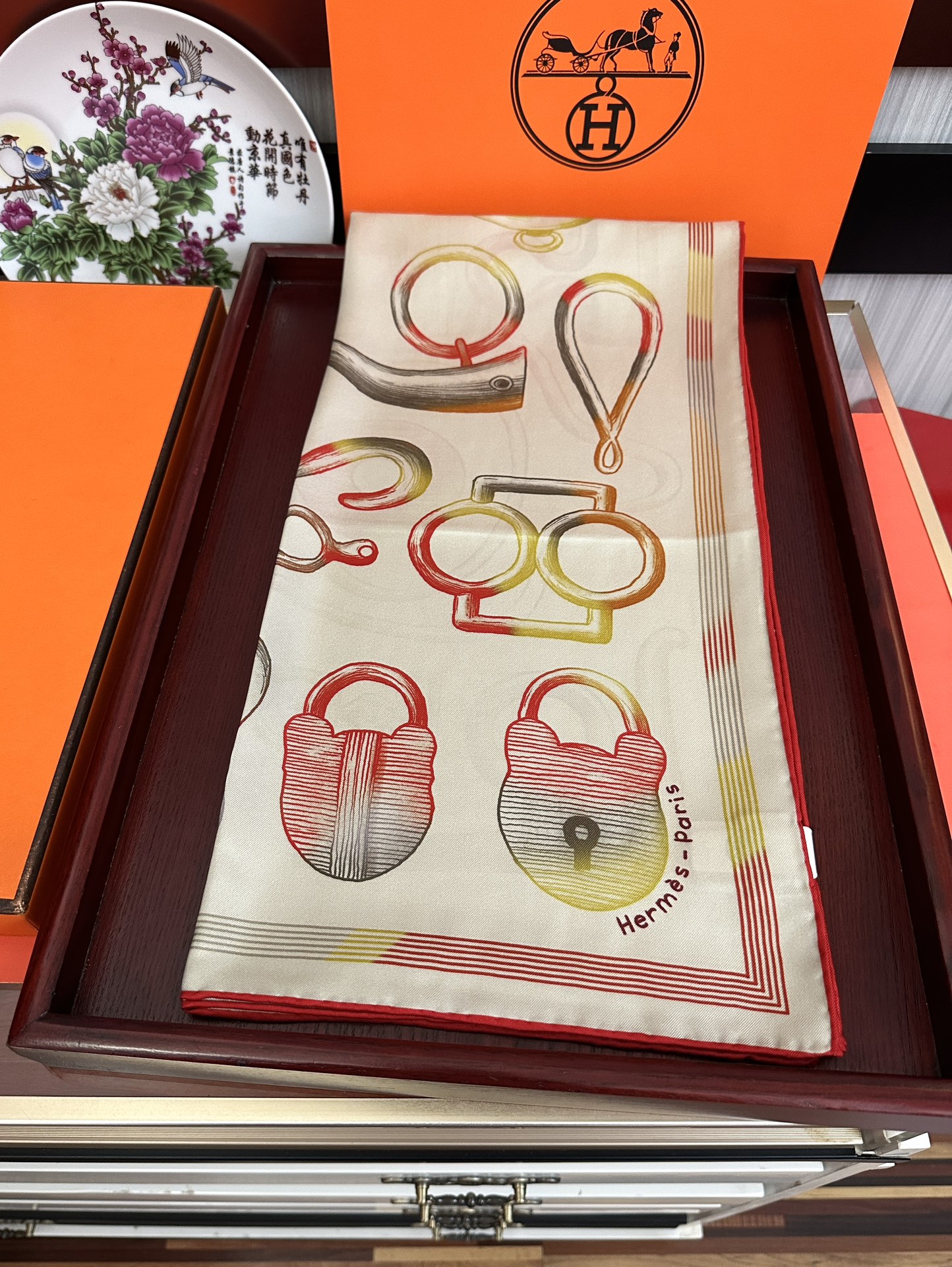 。高品质2025爱马仕最新款 官网同步 [太阳]精致卷边[嘴唇]太美了品质感很显好[得意]好搭到上瘾的丝