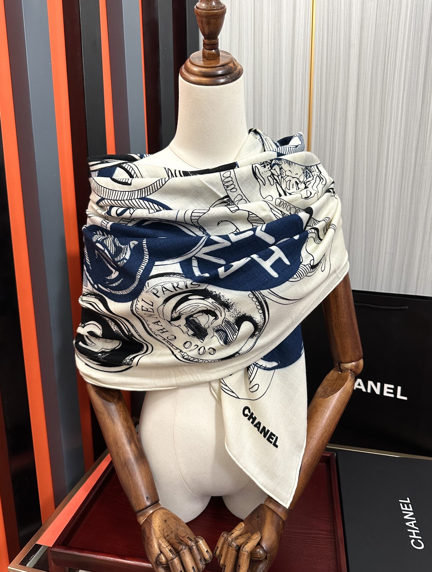 。香奈儿 【双面同色】2025 经典双C优雅Coco风[礼物]~气质到骨子里[色]香奶奶新一季的面料超高