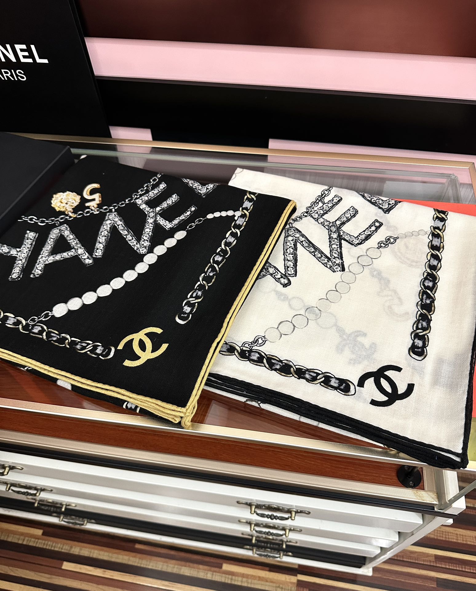 新款❤️2025 香奈儿 ZG同步 太美了 【双面同色】香奶奶永远设计优雅风格[礼物]~气质到骨子里[色