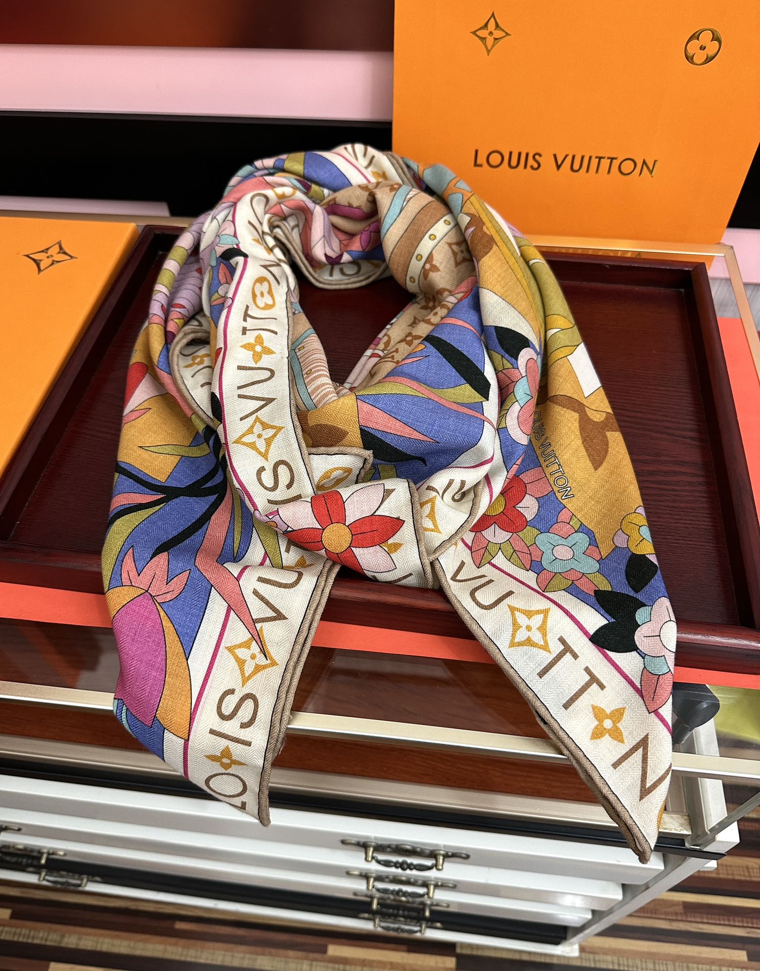 ❤️新款LV 2025高品质 ZG同步【双面同色】经典优雅[礼物]~气质到骨子里[色]新一季的面料超高级