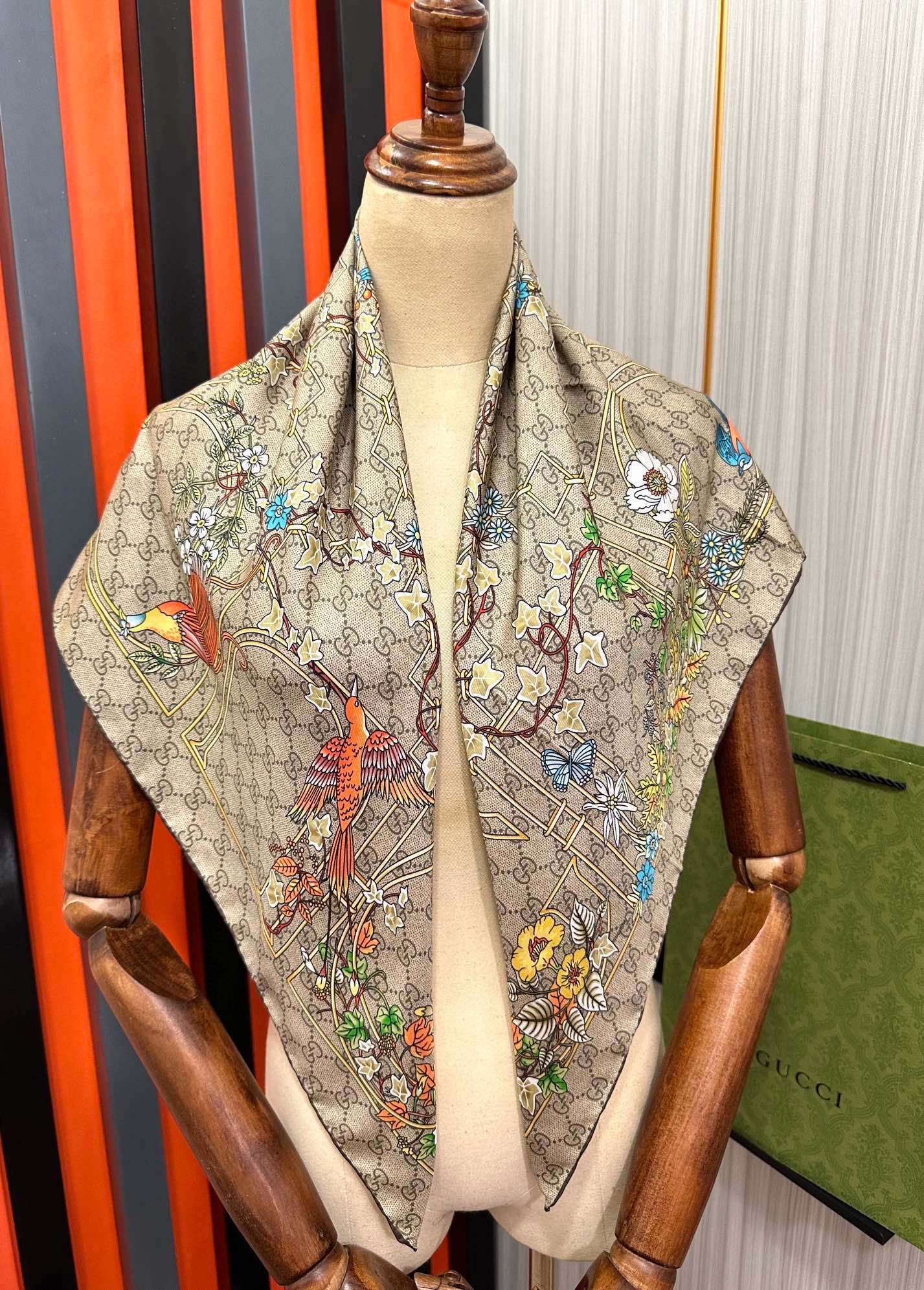 。双面同色高品质 G家2025 新款【动物花卉图案】买到都说好👍下手一定要快高端 大爱❤️女人尤物 货极