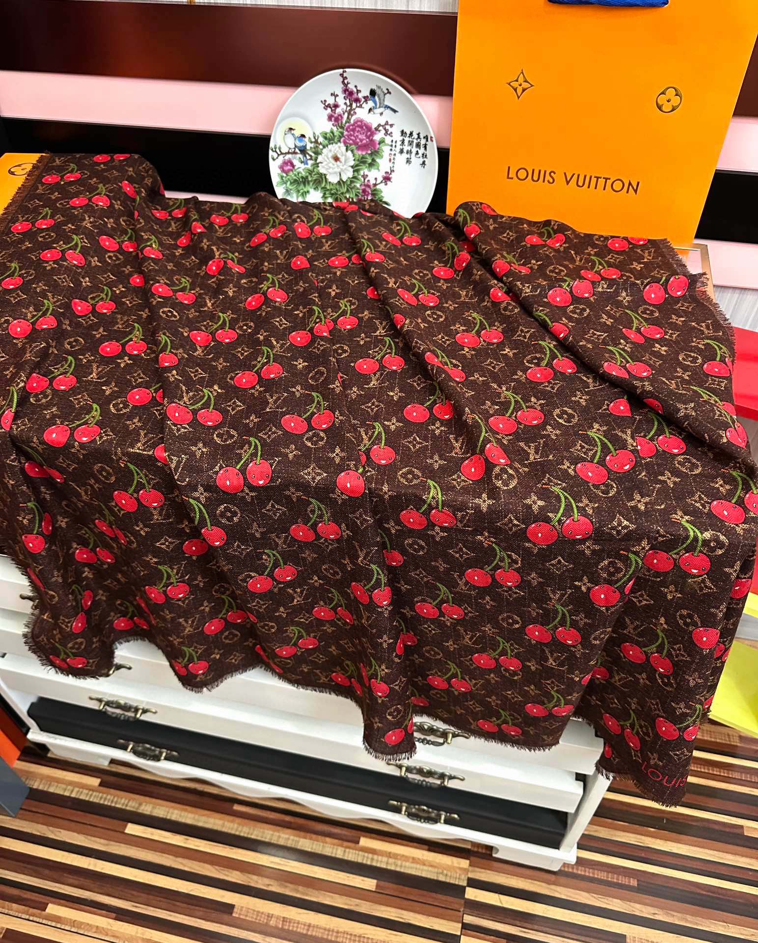 上新❤️LV 2025【双面同色樱桃🍒】经典优雅[礼物]~气质到骨子里[色]新一季的面料超高级，真心超级