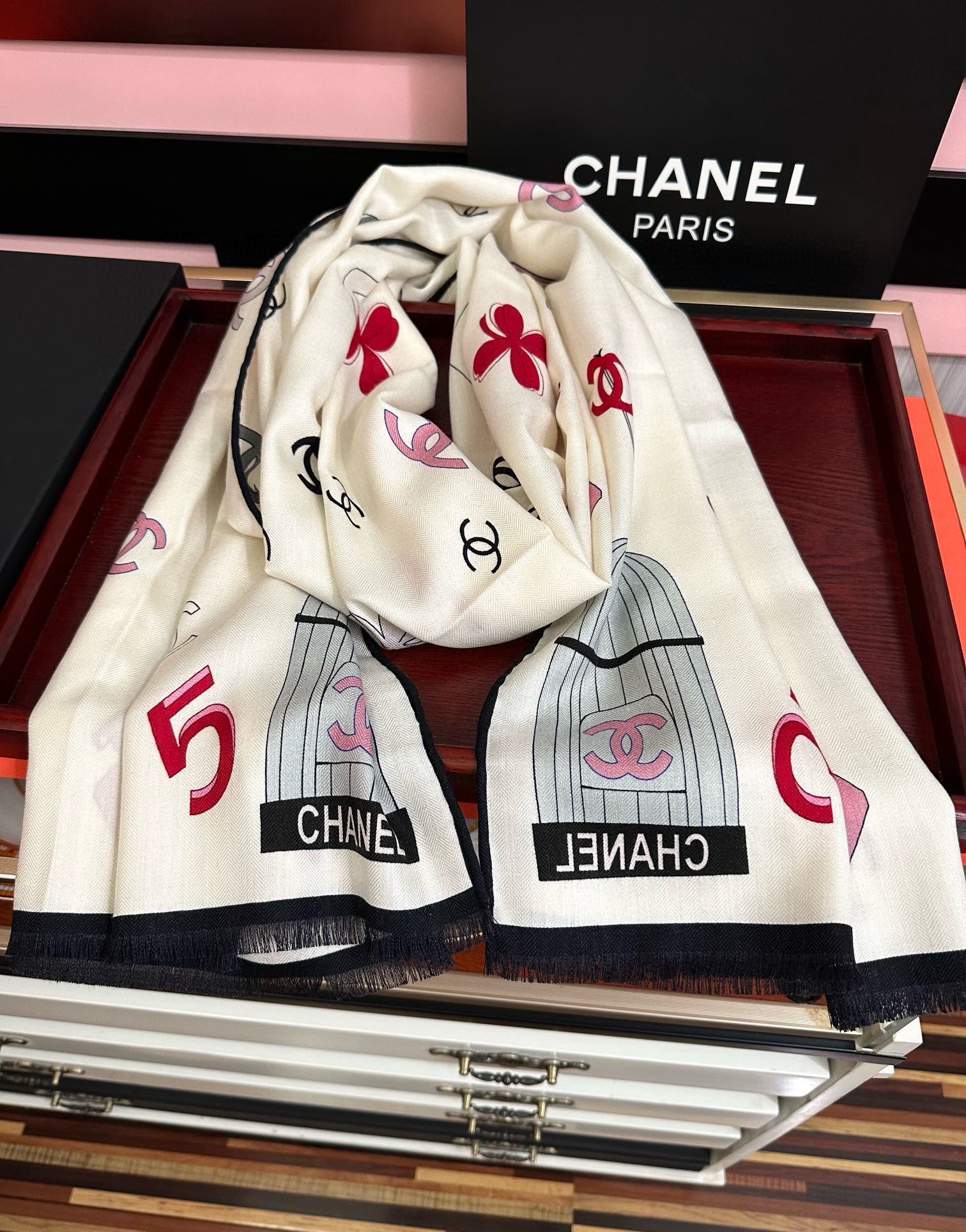 。新款 小香 双面同色 2025【5号香水瓶】太美了[吃瓜]下手一定要快[嘴唇]四季都可以用[勾引]真心