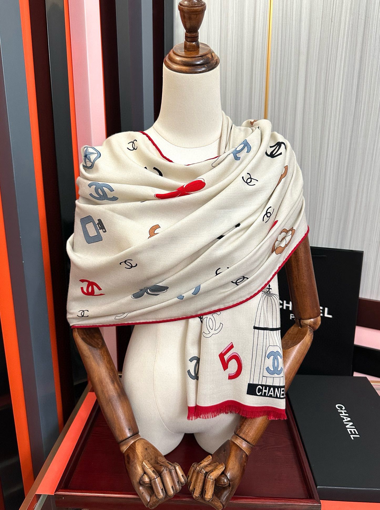 。新款 小香 双面同色 2025【5号香水瓶】太美了[吃瓜]下手一定要快[嘴唇]四季都可以用[勾引]真心