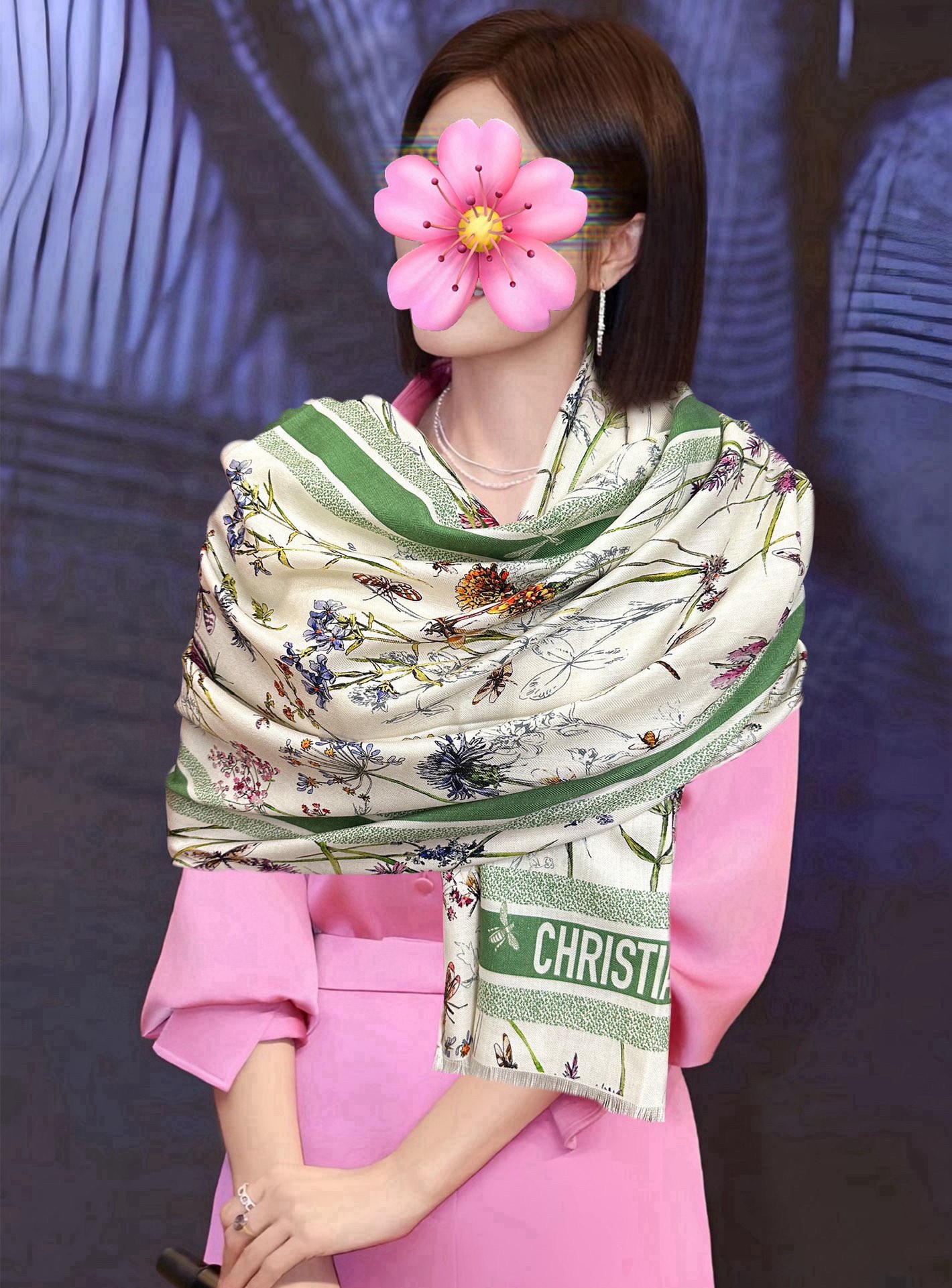 新款。2010迪奥 太美了[嘴唇]ZG同步 双面同色 [吃瓜]下手一定要快[嘴唇]四季都可以用[勾引]真