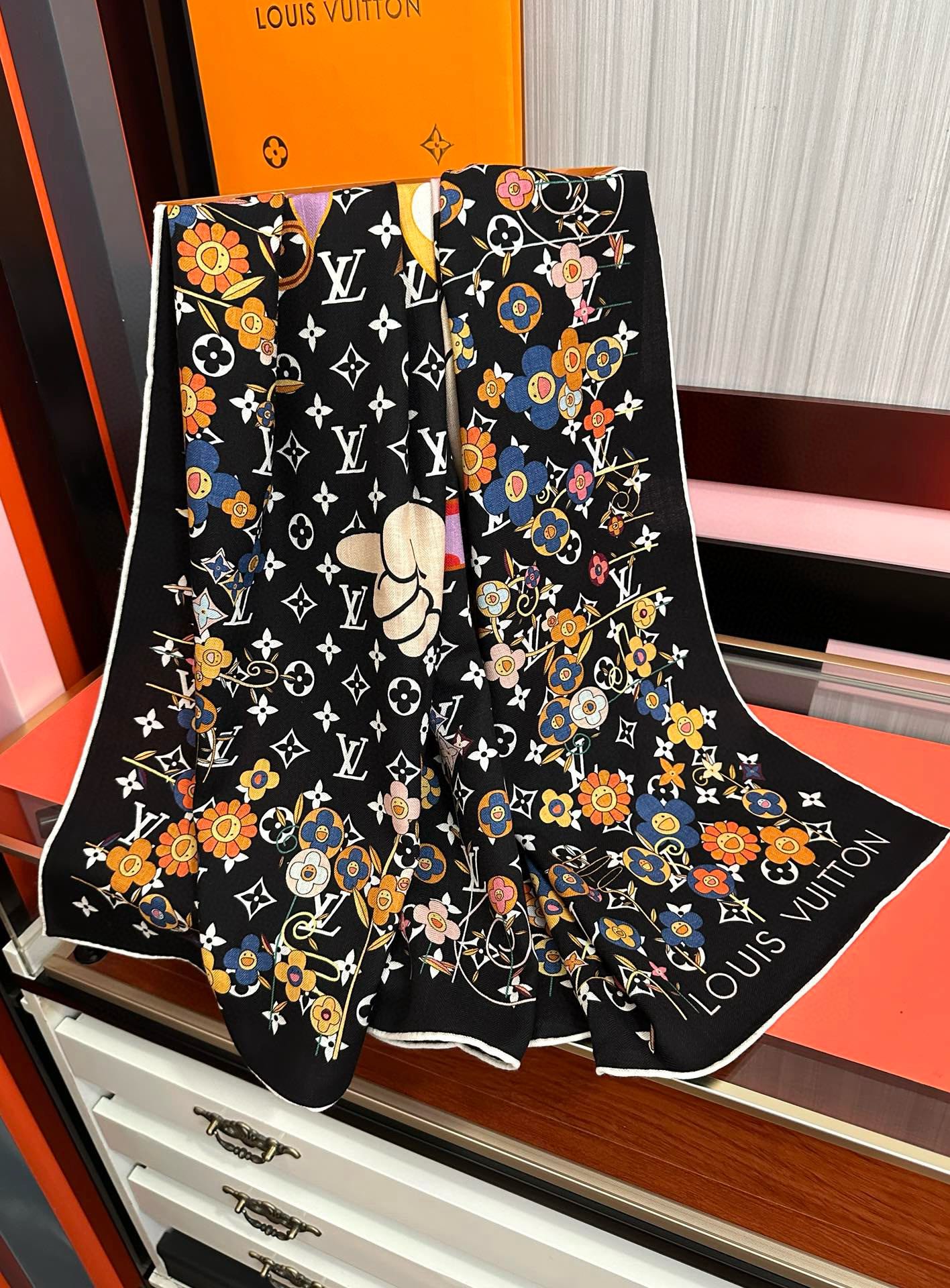 上新❤️LV 2025女士必备款ZG同步【双面同色】经典优雅[礼物]~气质到骨子里[色]新一季的面料超高