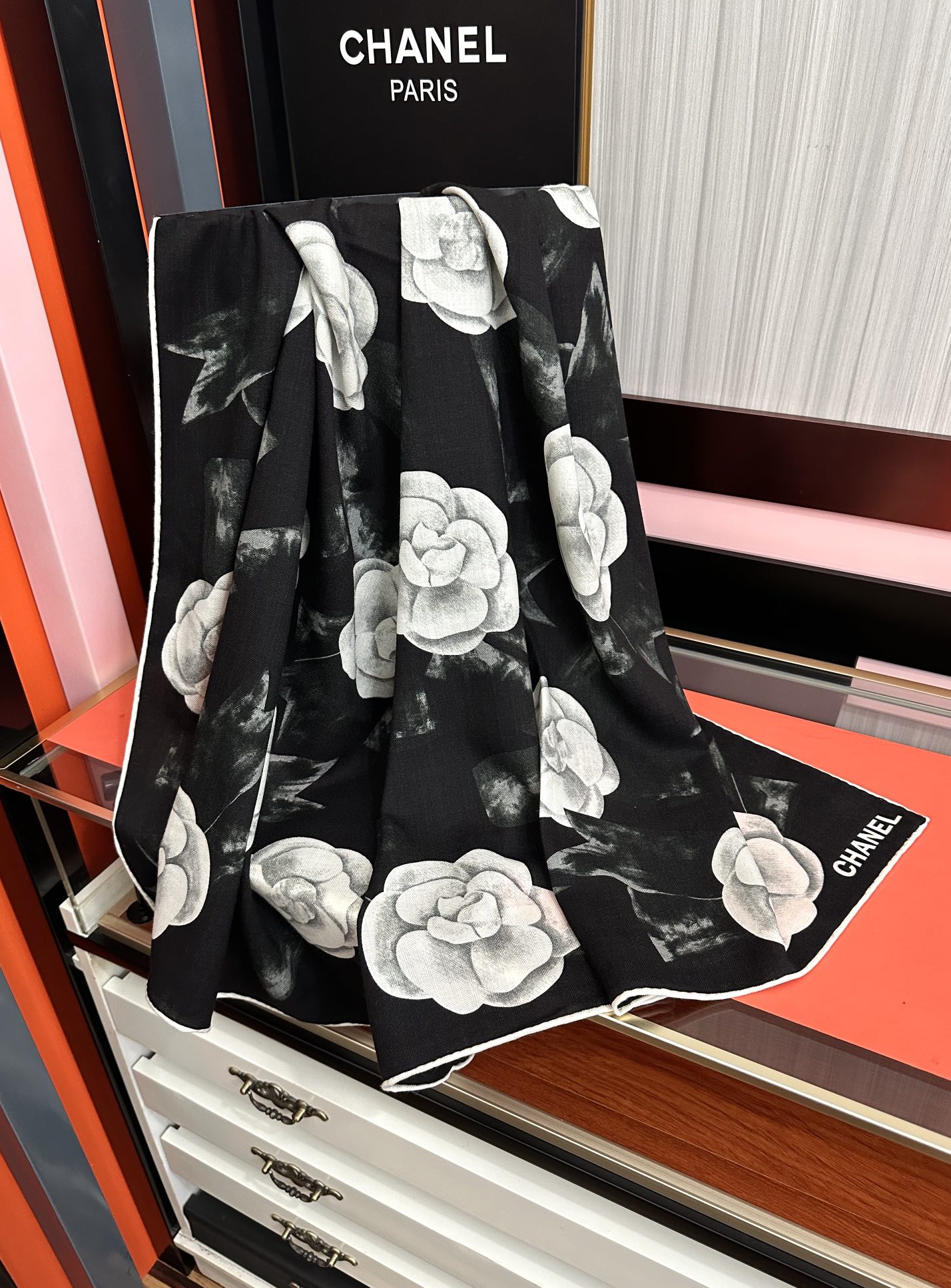 上新❤️ 香奈儿 2025ZG同步太美了 双面同色[發]【经典山茶花】设计优雅风[礼物]~气质到骨子里[