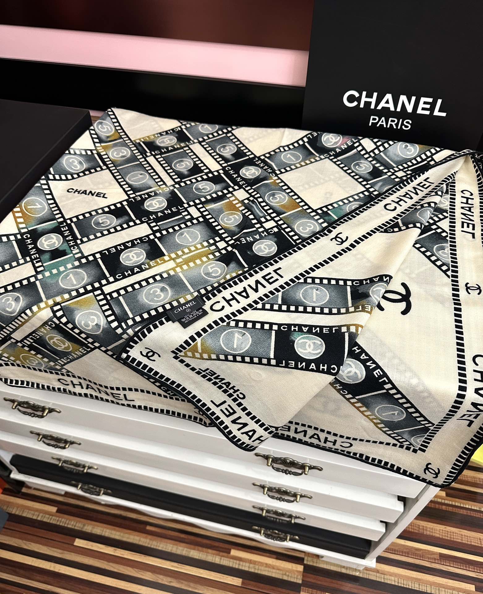 上新❤️香奈儿 ZG同步 太美了 【双面同色】香奶奶永远设计优雅风格[礼物]~气质到骨子里[色]香奶奶新