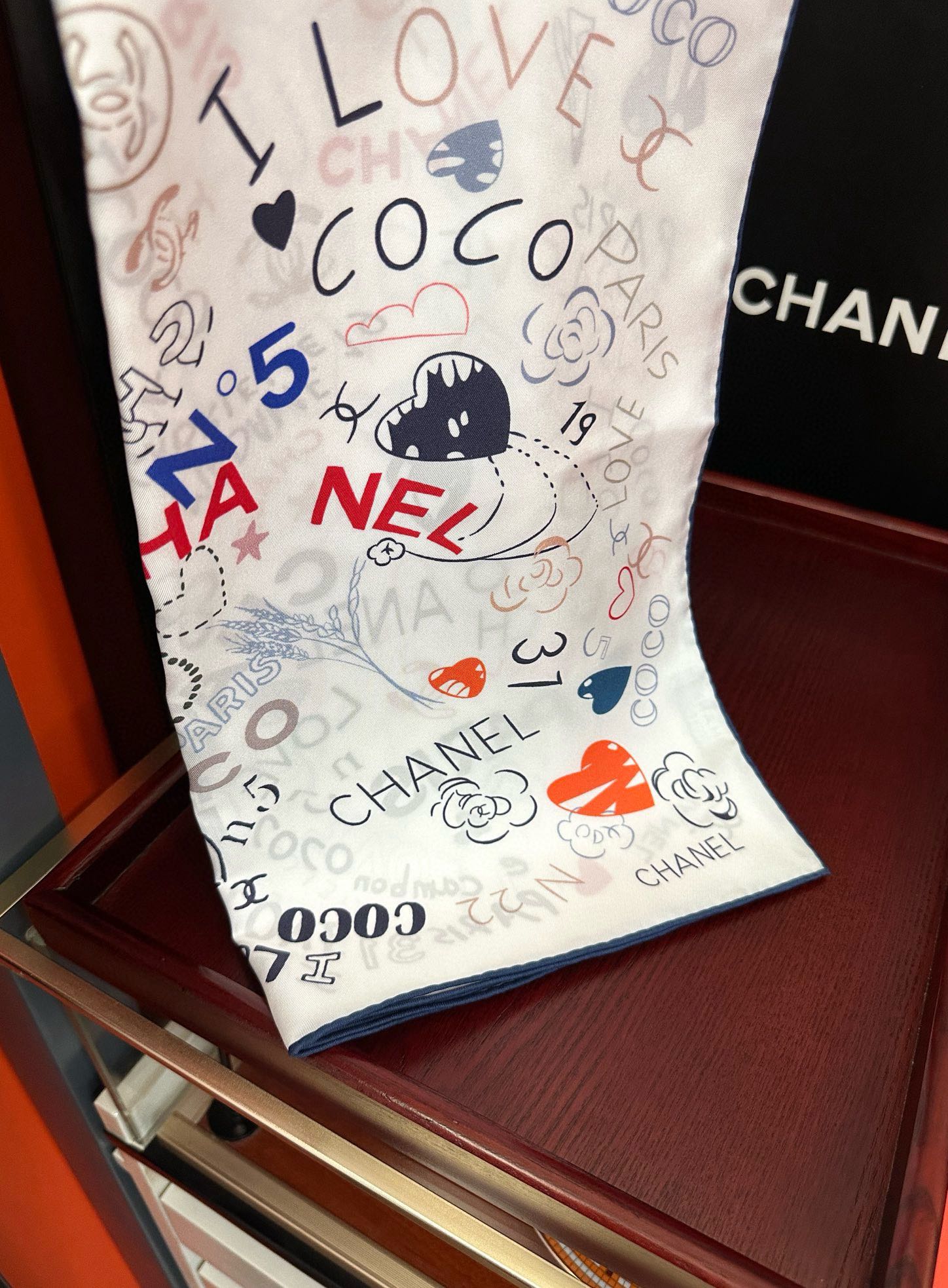 。香奈儿【18mm双面同色】浪漫爱情重磅推荐[色]真的超级爱的款式❤️Love,真情永在[得意]一条印有