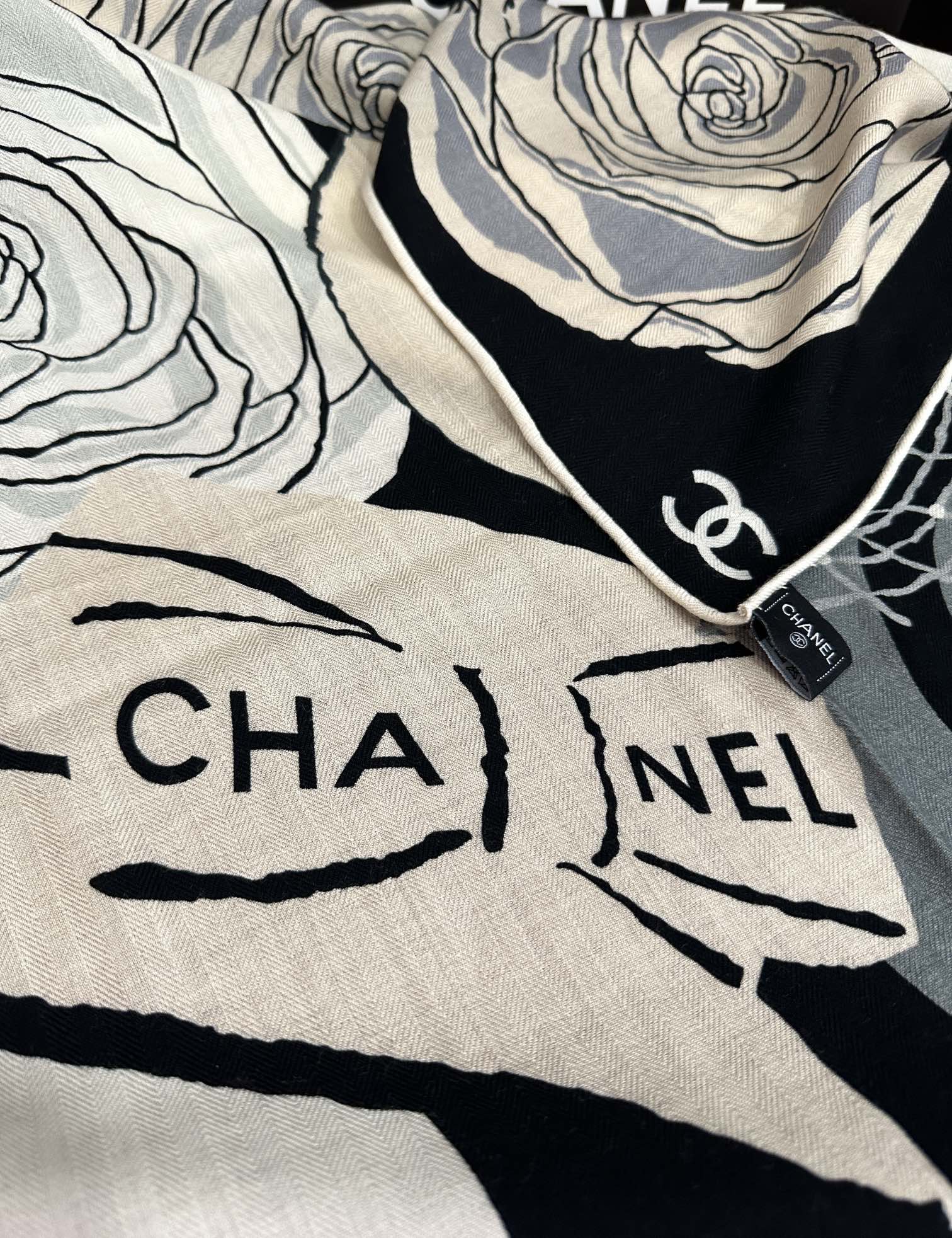 ❤️香奈儿 【双面同色】2025太美了[發]经典茶花帽子🎩设计优雅风[礼物]~气质到骨子里[色]香奶奶新