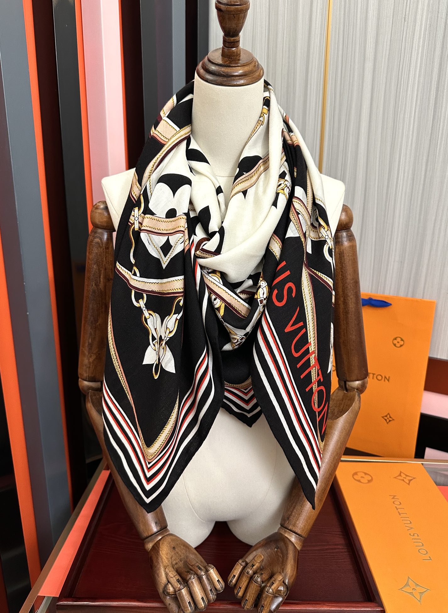 新款❤️LV 2025经典 【双面同色】经典优雅[礼物]~气质到骨子里[色]新一季的面料超高级，真心超级