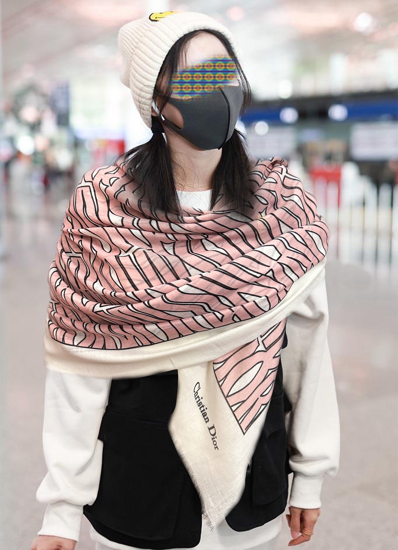 NO:642911,Dior's new cashmere scarf long shawl [Love] Pure high-end and fashionable sense [Rose] So tasteful [Moon] High-end scarf and shawl with signature elements~so nice to wear [Seduce] It looks good in any size [Beer] It's really super classy and aura. The series of items with this element are so popular!  !  I admire the first-class design level [lips] and the upper body is so beautiful [celebration] It looks high-end!  The soft texture of the fabric [coffee] is super comfortable and an extraordinary enjoyment [sun] is really great [strong] This high quality, I really like it [strong] has a connotative and deep sense of luxury [beer] Size: 140x140, material cashmere high version scarf, high version scarf, dior, shawls19860909迪奥 新款羊绒围巾长款披肩[爱心]纯粹的高级和时髦感[玫瑰]太有品味了[月亮]招牌元素高端围巾披肩~太好围了[勾引]随便围围都好看啊[啤酒]真的超级有气质有气场.这个元素的系列单品都好火的！！很佩服一线的设计水准[嘴唇]上身就是这么美[庆祝]穿出高级感！面料柔软肌理[咖啡]超级舒适,非一般的享受[太阳]真的非常棒[强]这种高质感,真心赞[强]有内涵有深度的高级感[啤酒]尺寸:140x140,材质羊绒高版本围巾,高版本围巾,dior,shawls,scarf