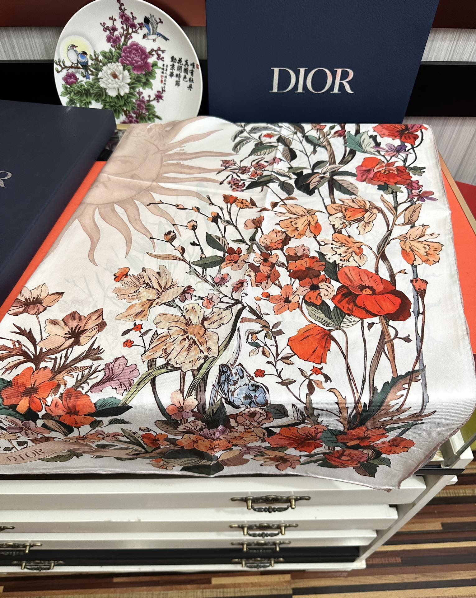 。 迪奥2025春夏季新款，【太阳花神系列】太美了[玫瑰]买到都说好👍下手一定要快高端 大爱❤️女人尤物