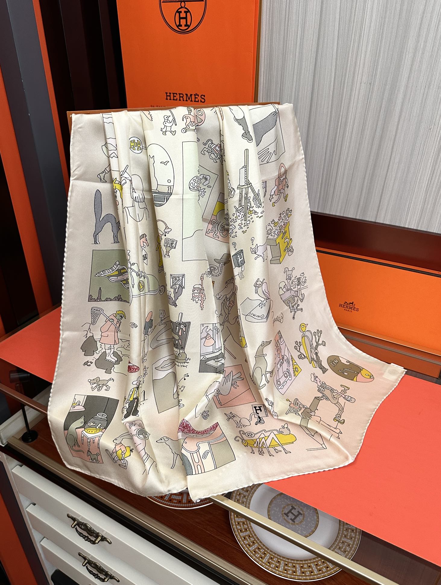 。高版本 爱马仕 官网同步 2025新款，精致手工卷边，买到都说好👍下手一定要快高端 大爱❤️女人尤物 