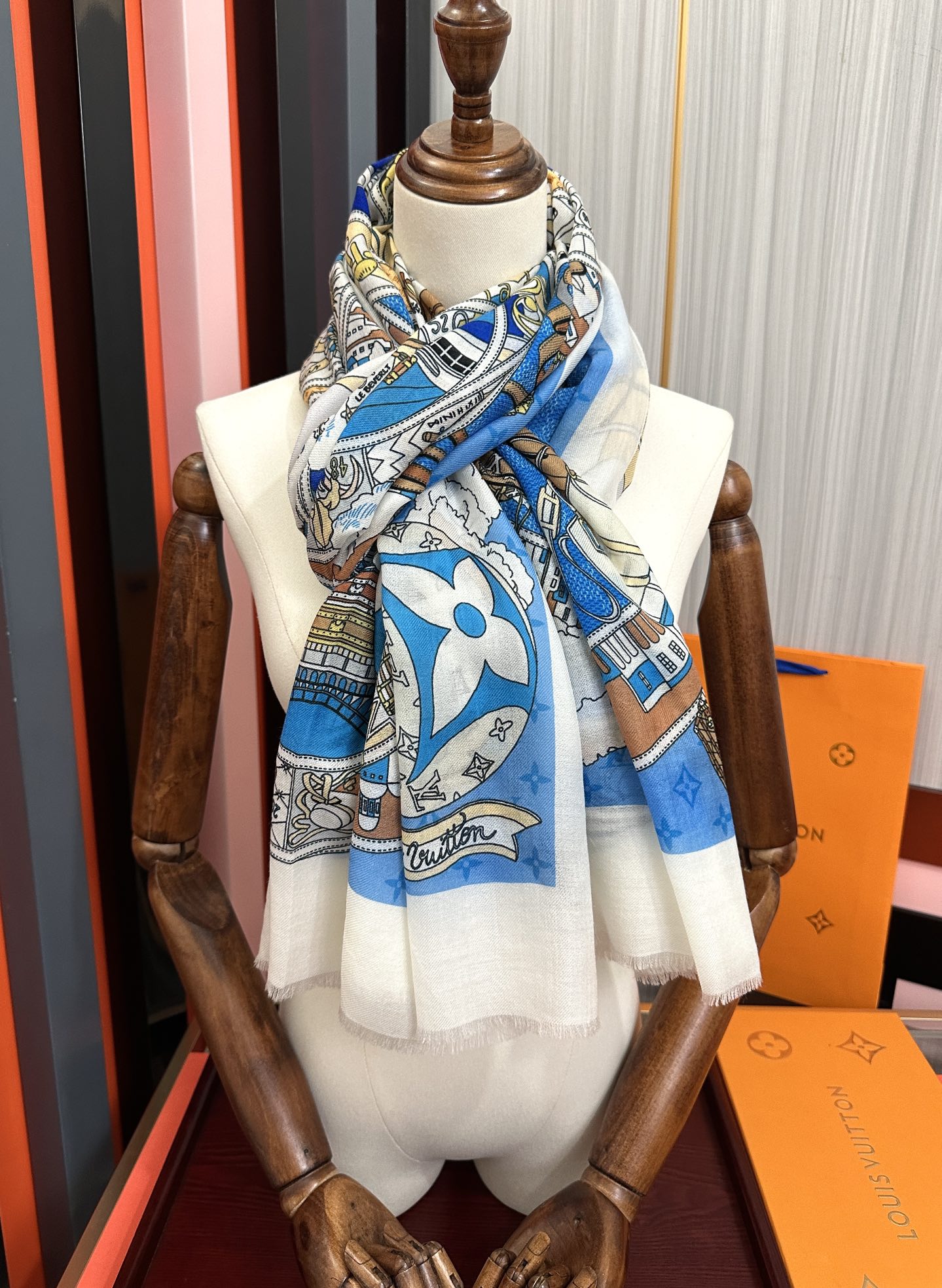 。LvZG最新款2025 重磅推荐[爱心]顶级高端设计太美了[啤酒]真心赞👍【戒指绒长巾】😘💍实物真心美