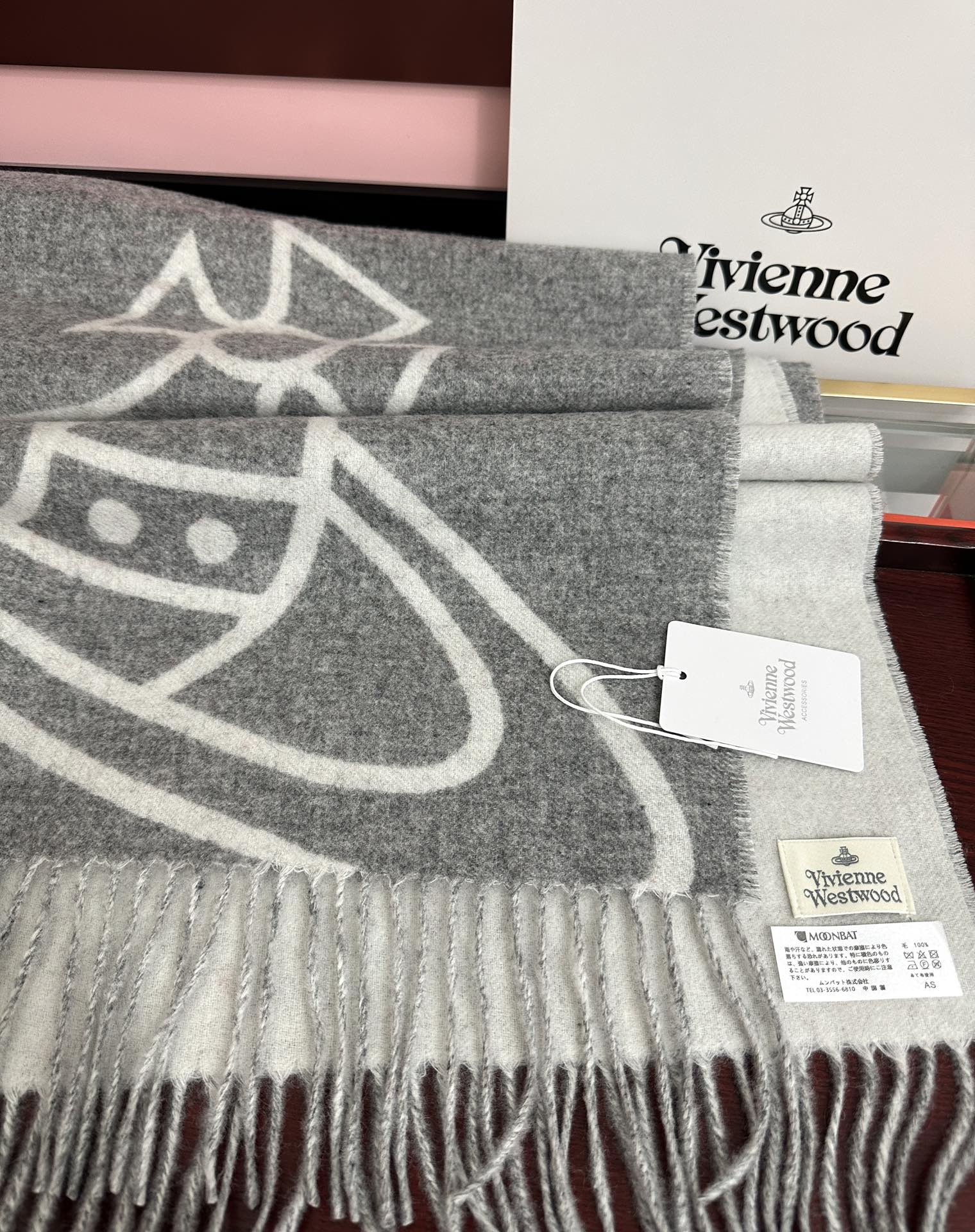 。高版本[庆祝]高品质欢迎对比“西太后Vivienne Westwood”最爱的土星从精神上[得意]才是