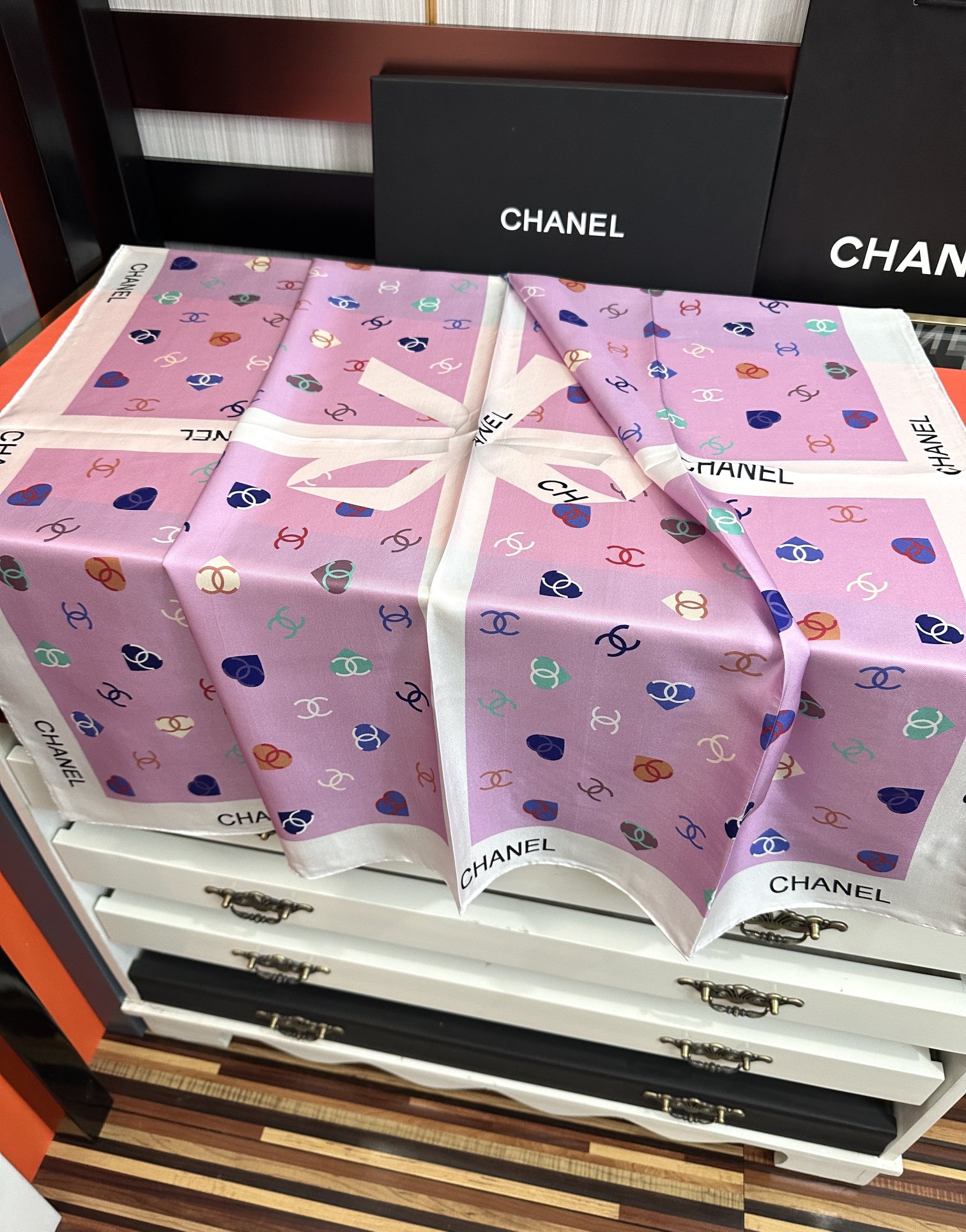 。上新小香2025【蝴蝶结】春夏季新款，太美了[玫瑰]买到都说好👍下手一定要快高端 大爱❤️女人尤物 货