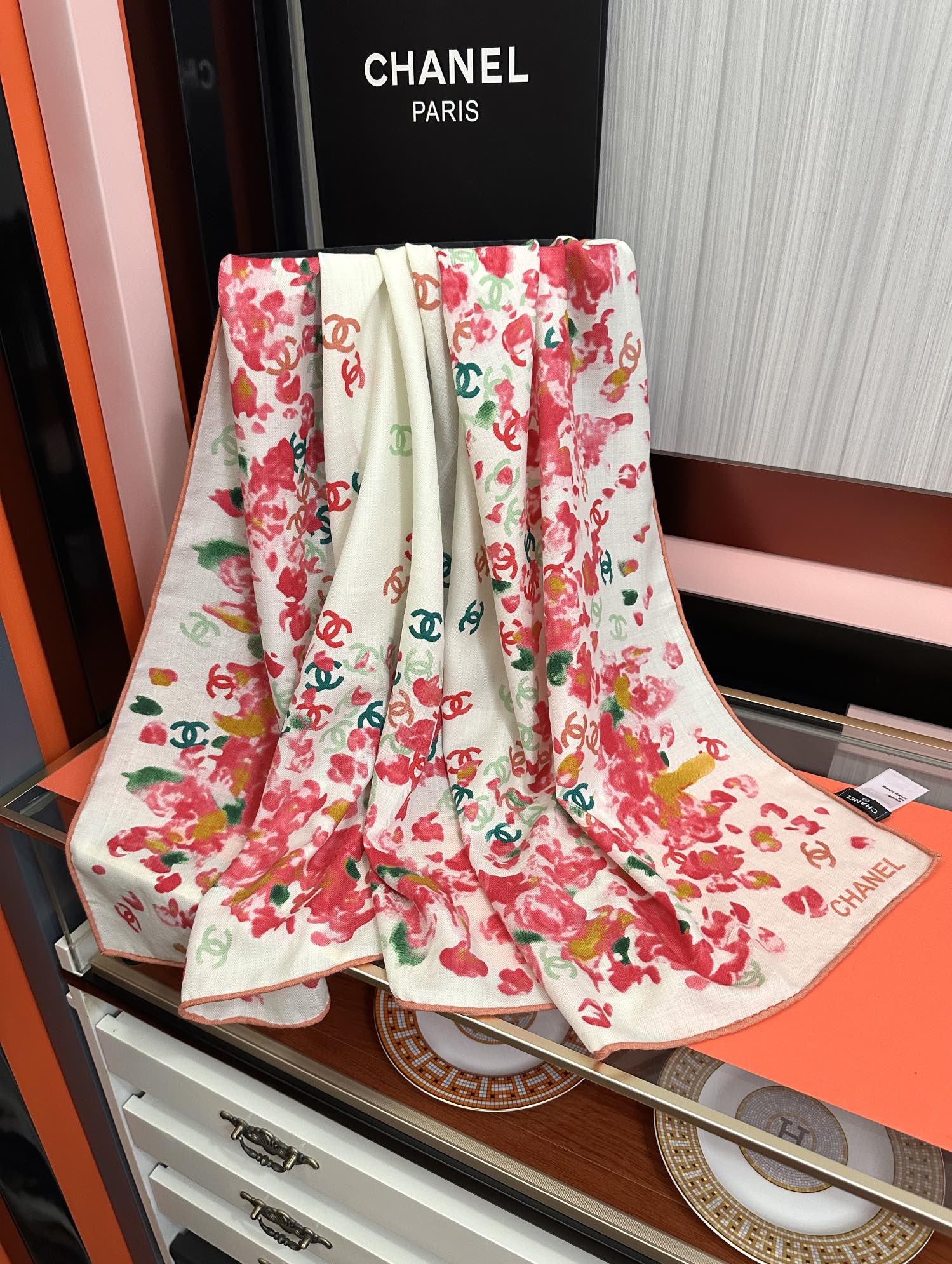 ❤️香奈儿 【2025双面同色印花】太美了[發]经典茶花帽子🎩设计优雅风[礼物]~气质到骨子里[色]香奶