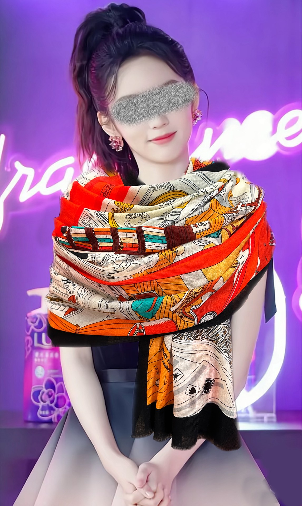 。 爱马士2025 最新款【24号之谜】顶级设计太美了，真心赞👍😘💍实物真心美 🎀披肩配以印花💓💃🏻无论