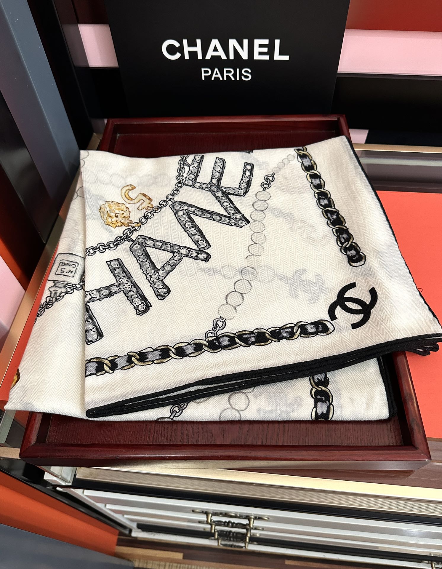 新款❤️2025 香奈儿 ZG同步 太美了 【双面同色】香奶奶永远设计优雅风格[礼物]~气质到骨子里[色