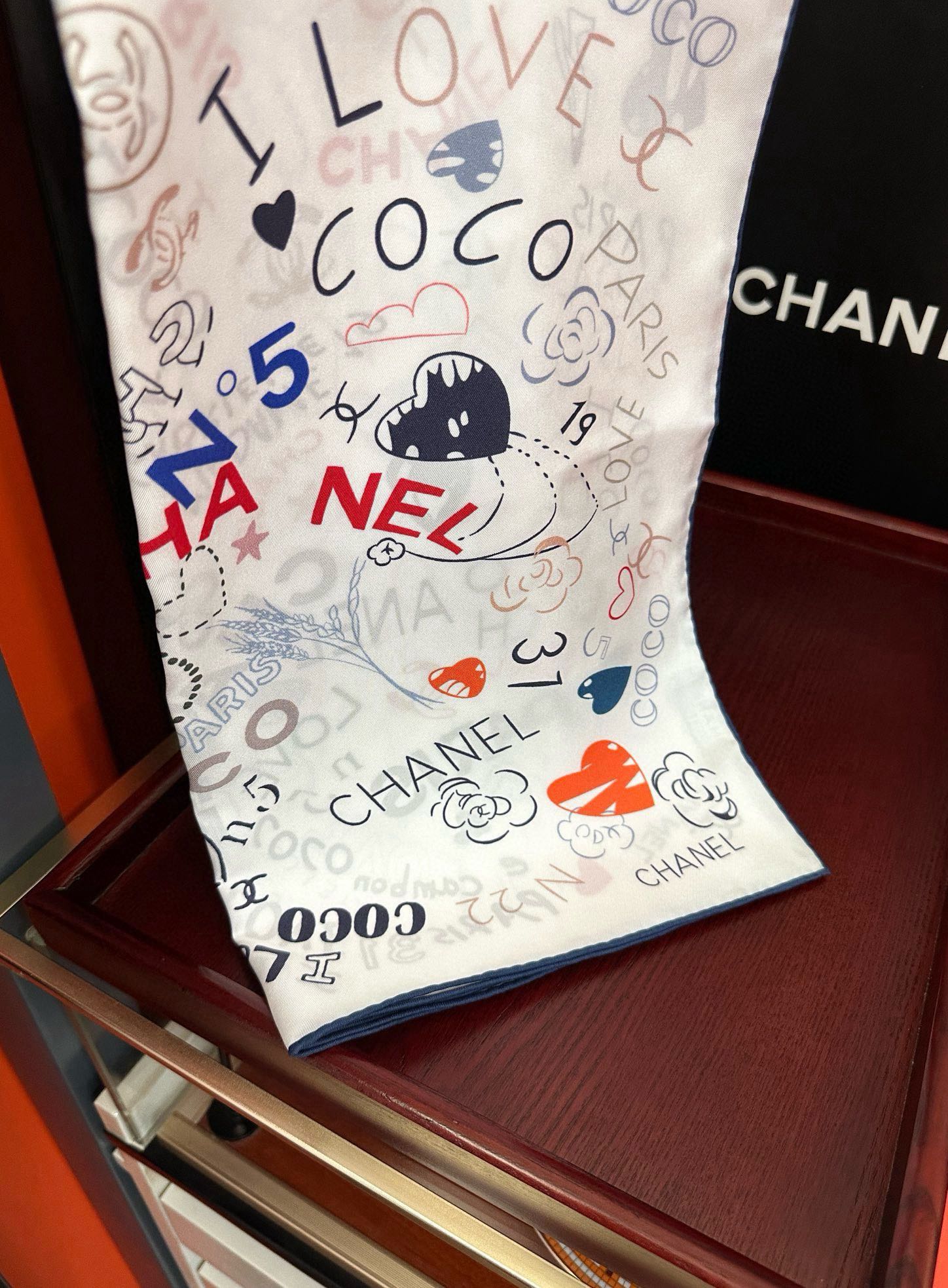 。香奈儿【18mm双面同色】浪漫爱情重磅推荐[色]真的超级爱的款式❤️Love,真情永在[得意]一条印有