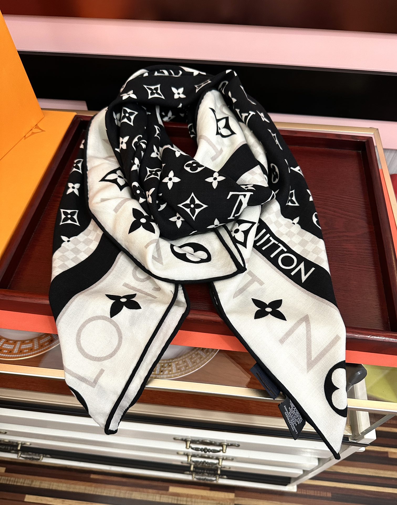 ❤️新款 L V永远都是这么经典 太美了【双面同色】经典优雅[礼物]~气质到骨子里[色]新一季的面料超高