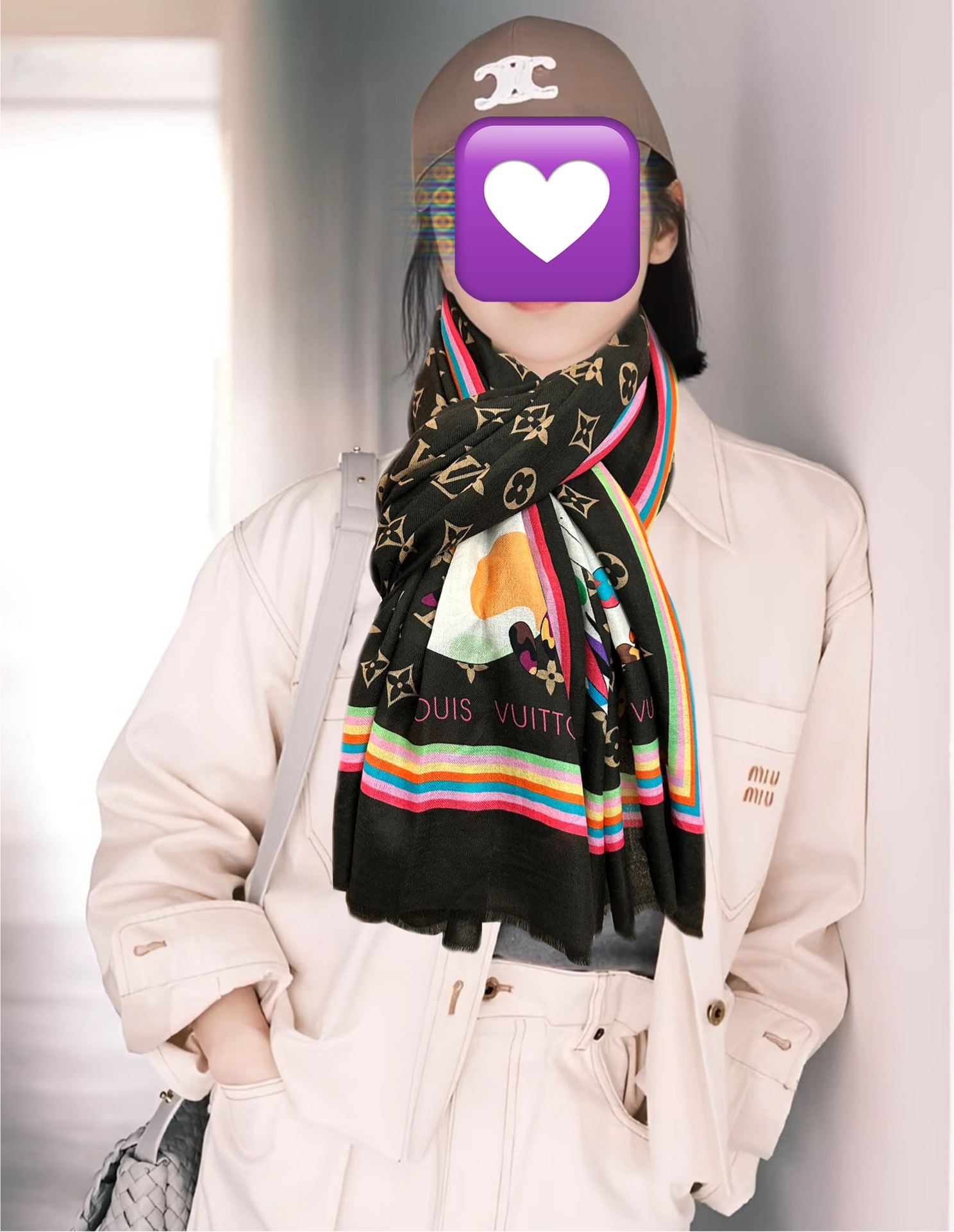 。新款L v 太美了[礼物]今年最流行的款式[得意]真心赞👍😘💍实物真心美 🎀披肩配以印花💓💃🏻无论设计