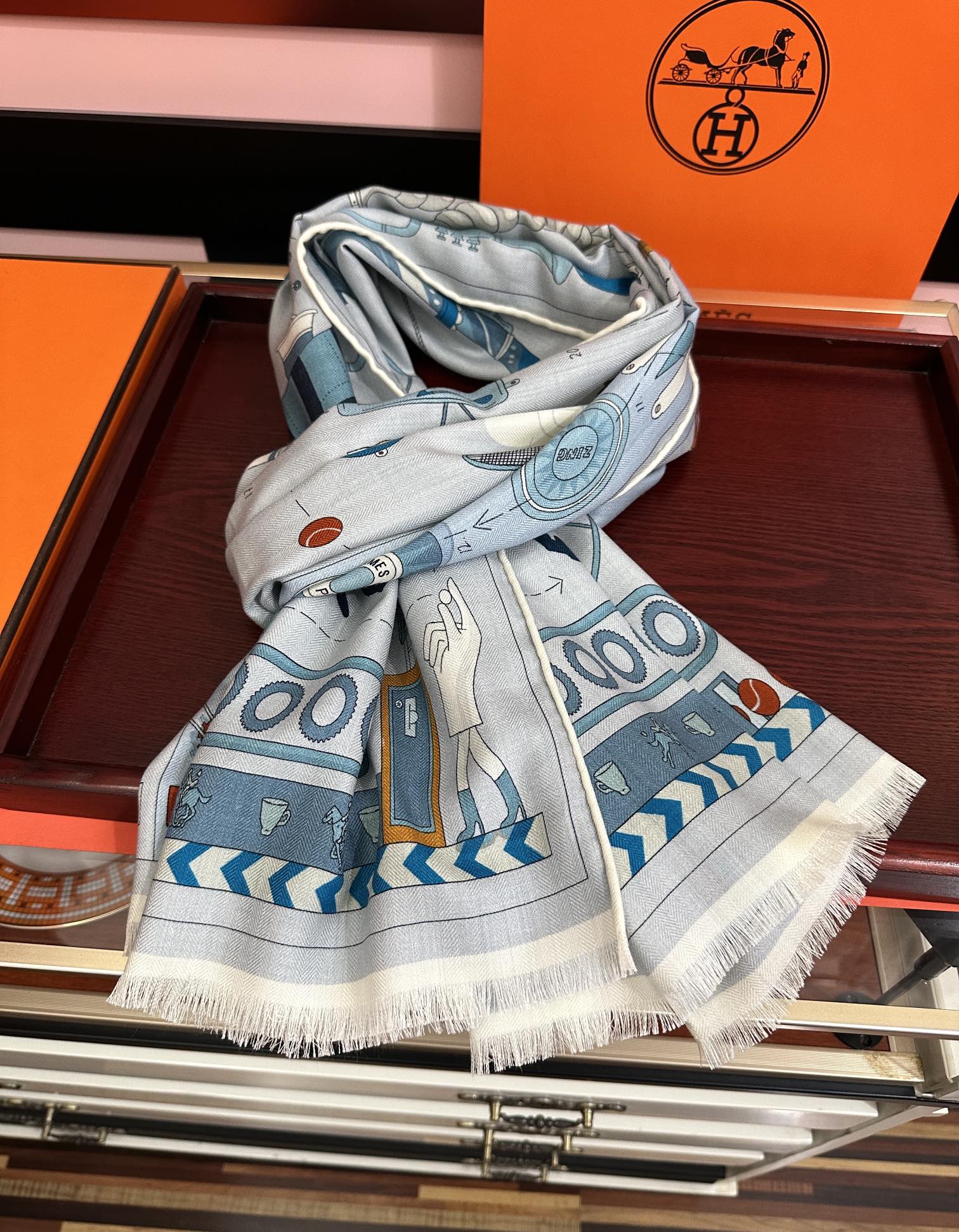 新款 爱马仕。【双面同色骏马】太美了[吃瓜][嘴唇]四季都可以用[勾引]真心美的让人非常非上身效果简直美