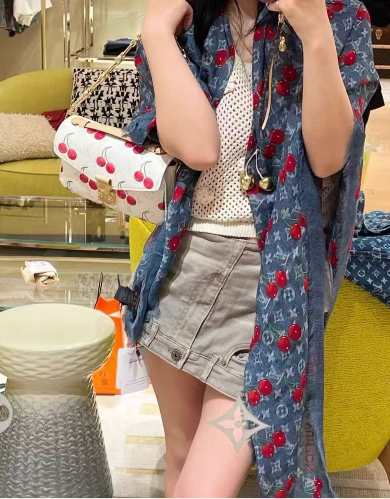 上新❤️LV 2025【双面同色樱桃🍒】经典优雅[礼物]~气质到骨子里[色]新一季的面料超高级，真心超级