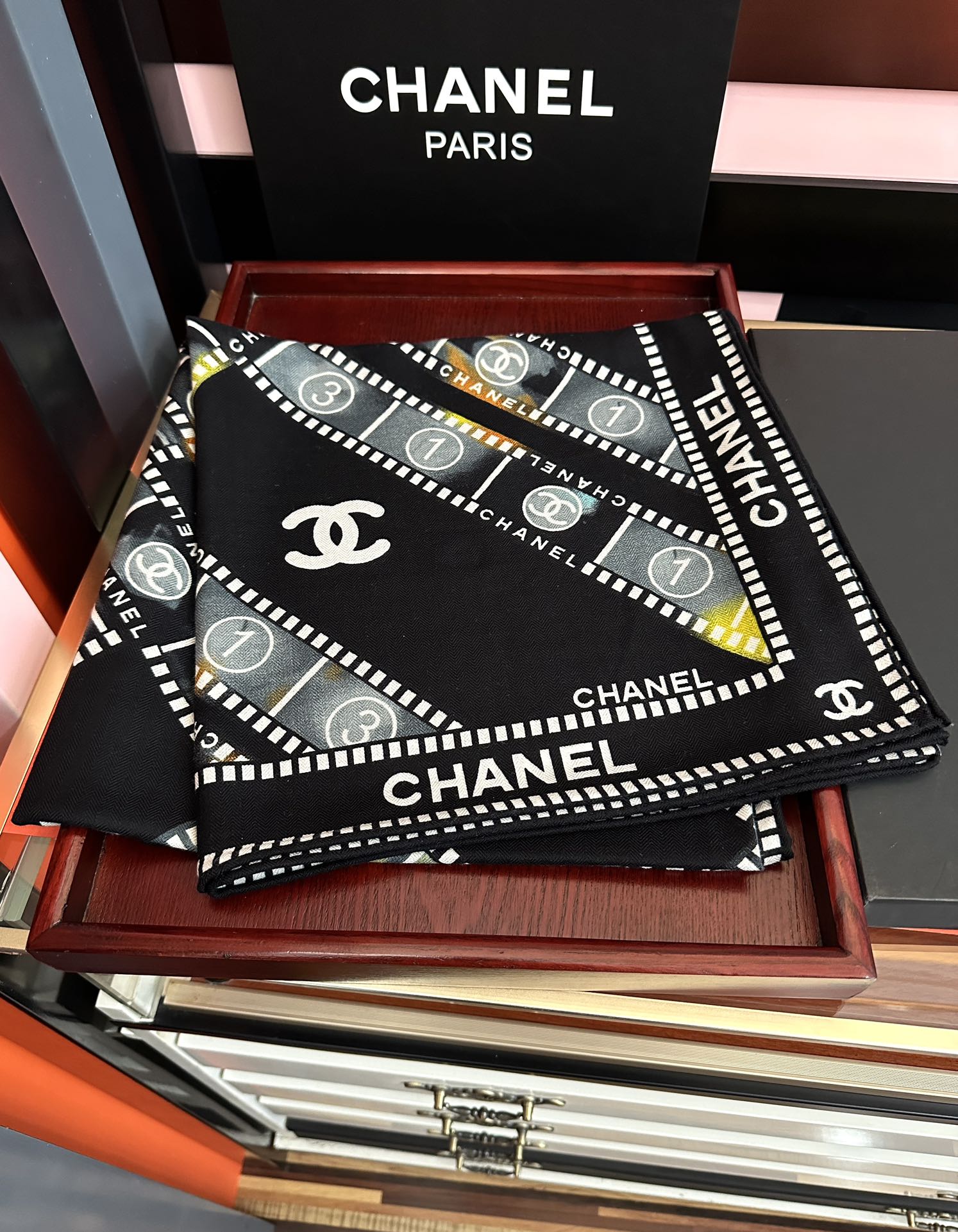 上新❤️香奈儿 ZG同步 太美了 【双面同色】香奶奶永远设计优雅风格[礼物]~气质到骨子里[色]香奶奶新