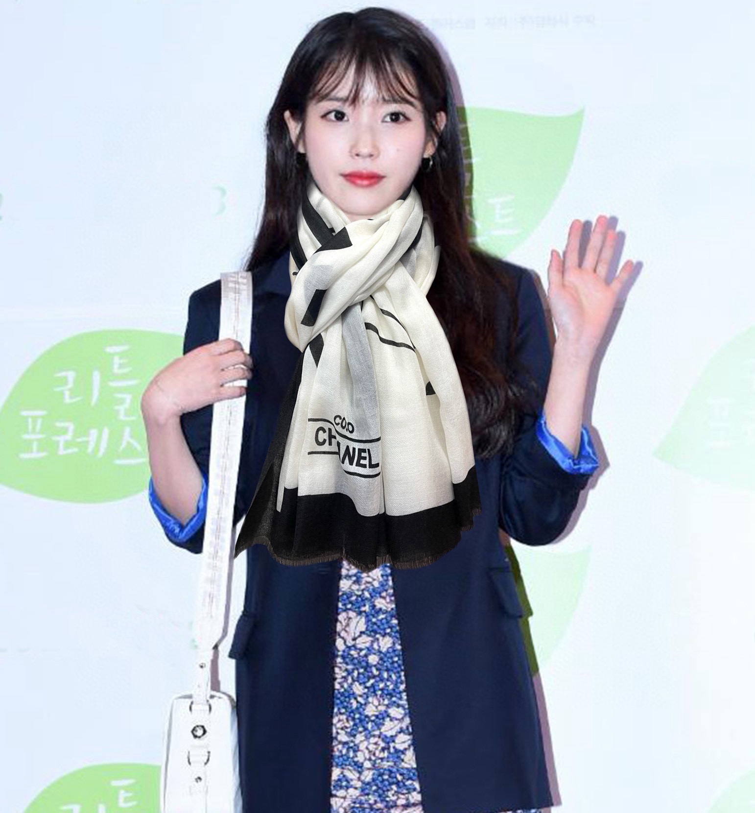 。2010 香奈儿 经典优雅Coco风[礼物]~气质到骨子里[色]香奶奶新一季的面料超高级，真心超级柔软